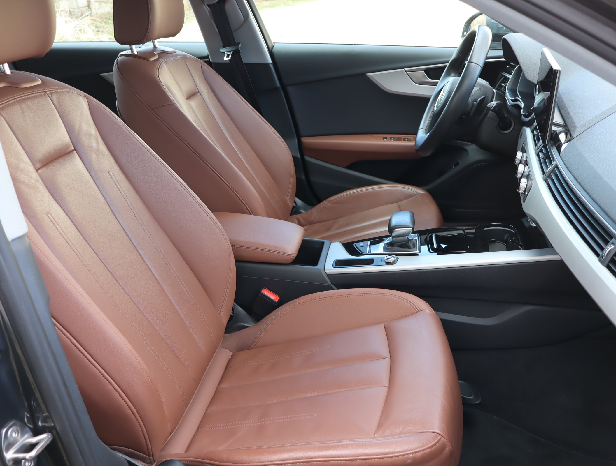 Audi A4, 2021 - pohled č. 12