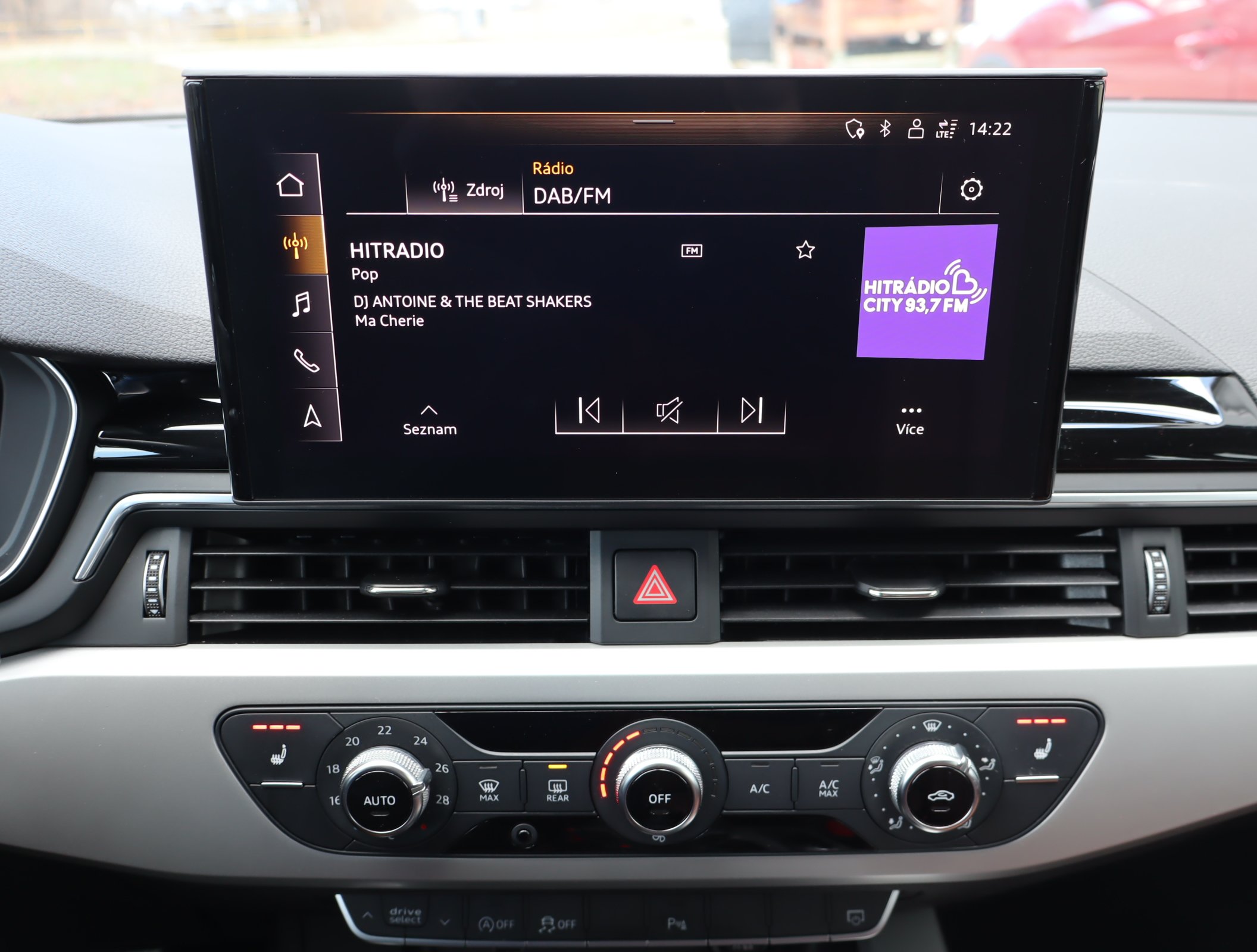 Audi A4, 2021 - pohled č. 18