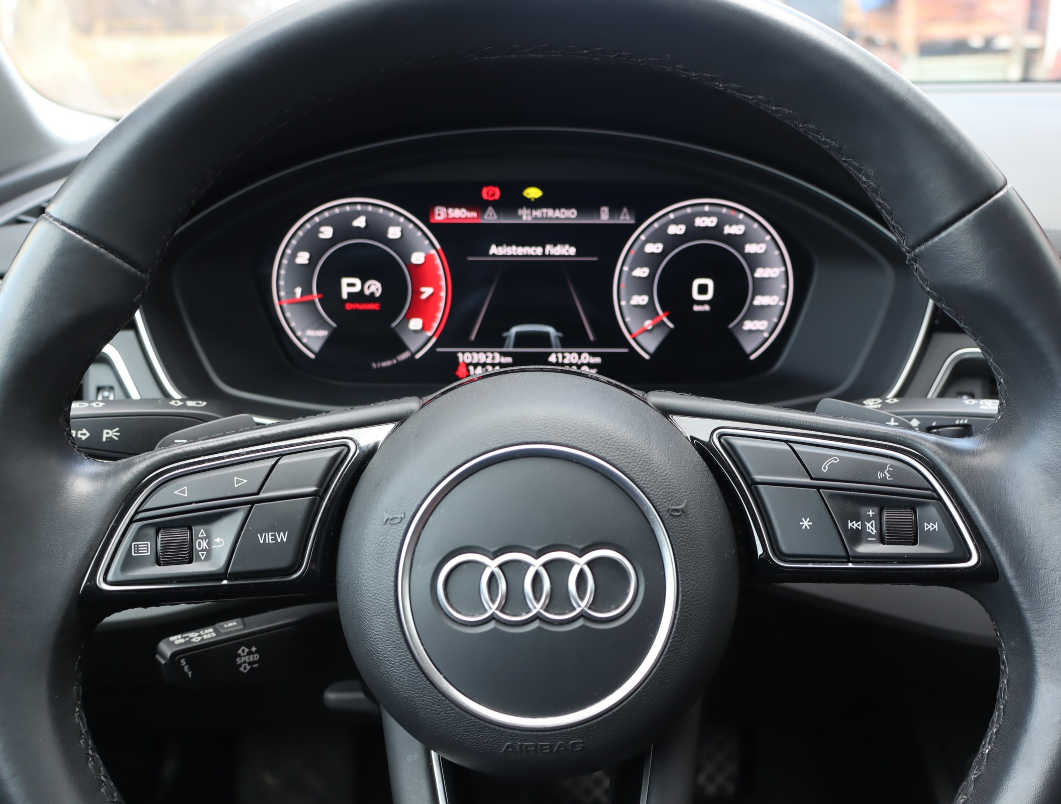 Audi A4, 2021 - pohled č. 23