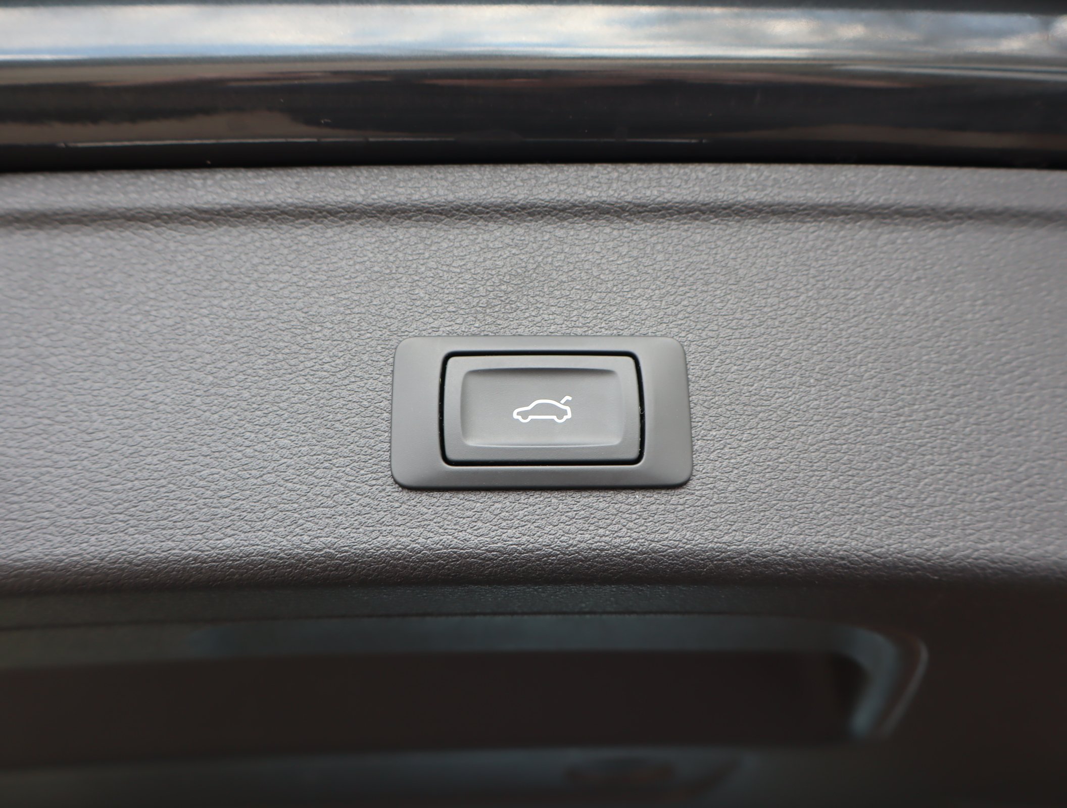 Audi A4, 2021 - pohled č. 24