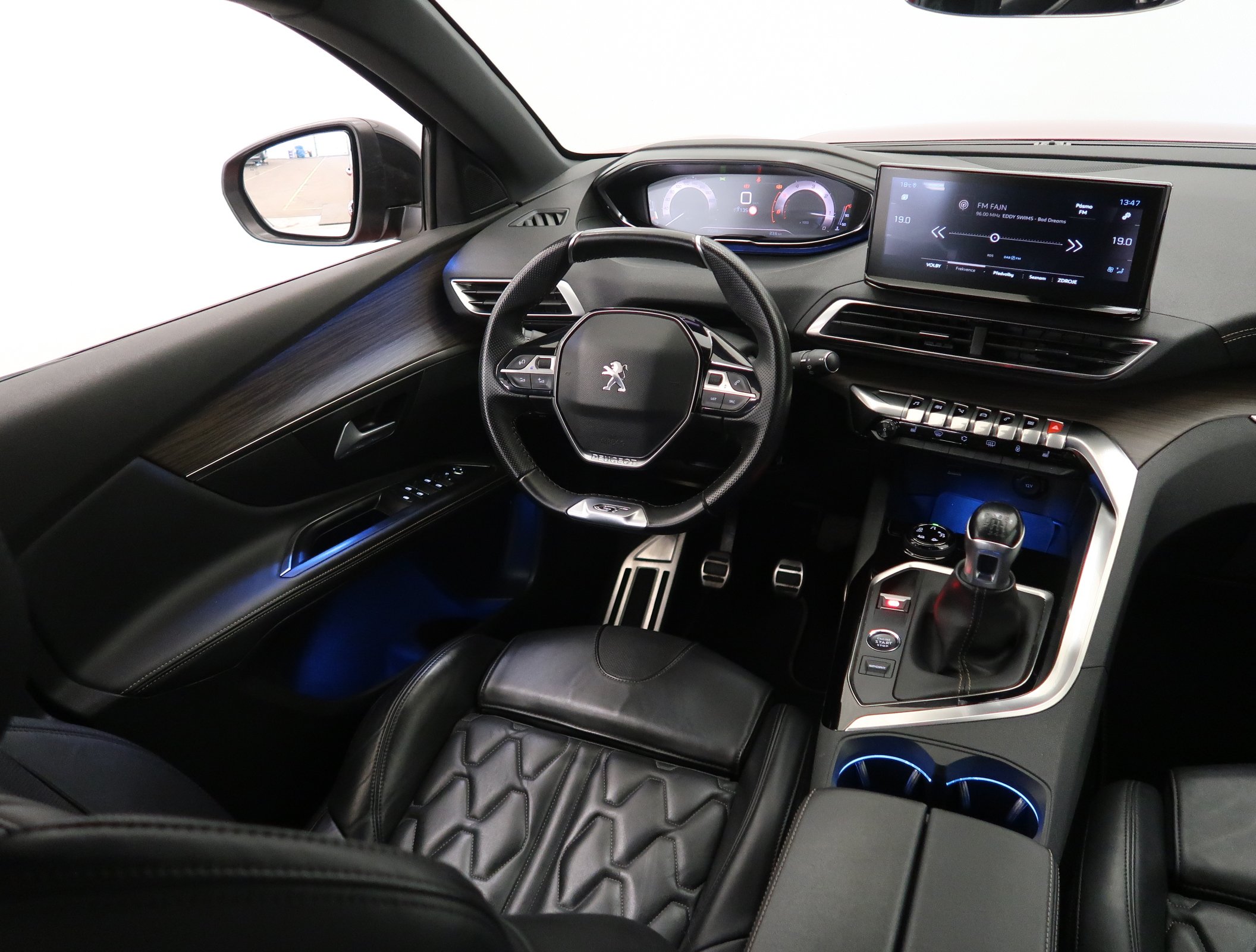 Peugeot 5008, 2021 - pohled č. 9