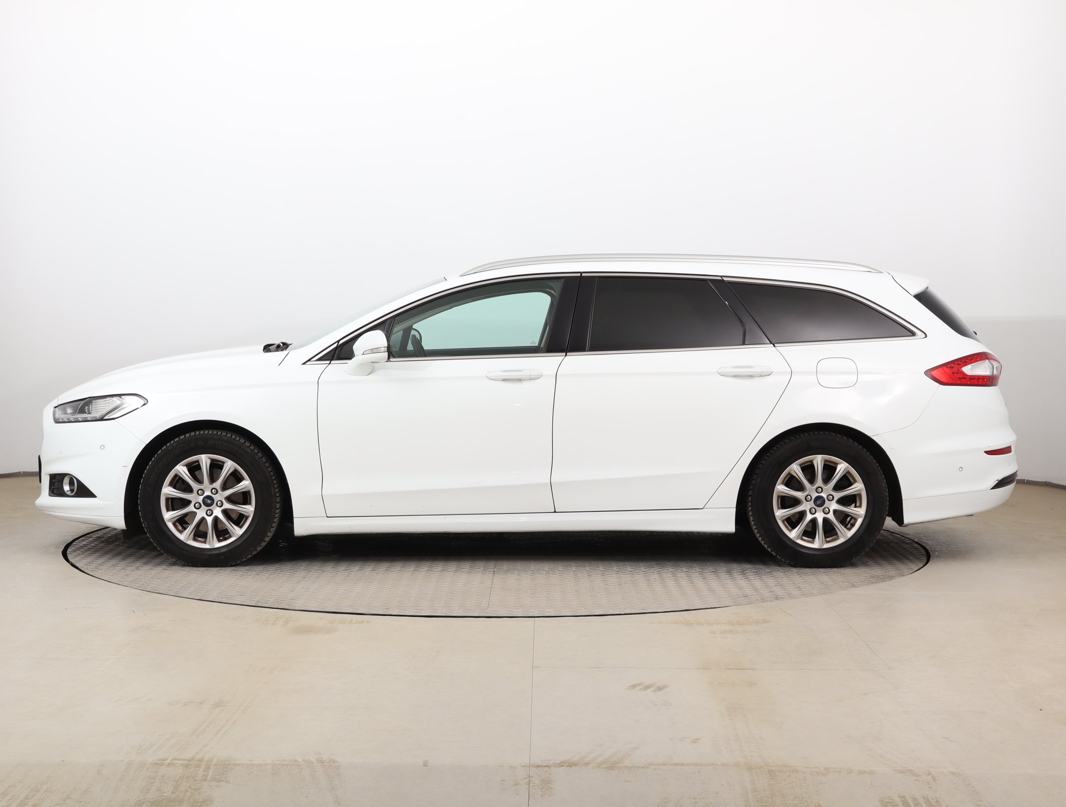 Ford Mondeo, 2016 - pohled č. 4