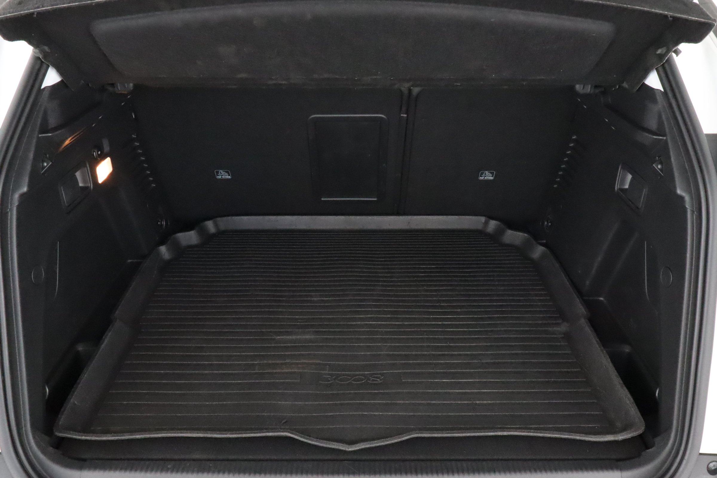 Peugeot 3008, 2020 - pohled č. 15