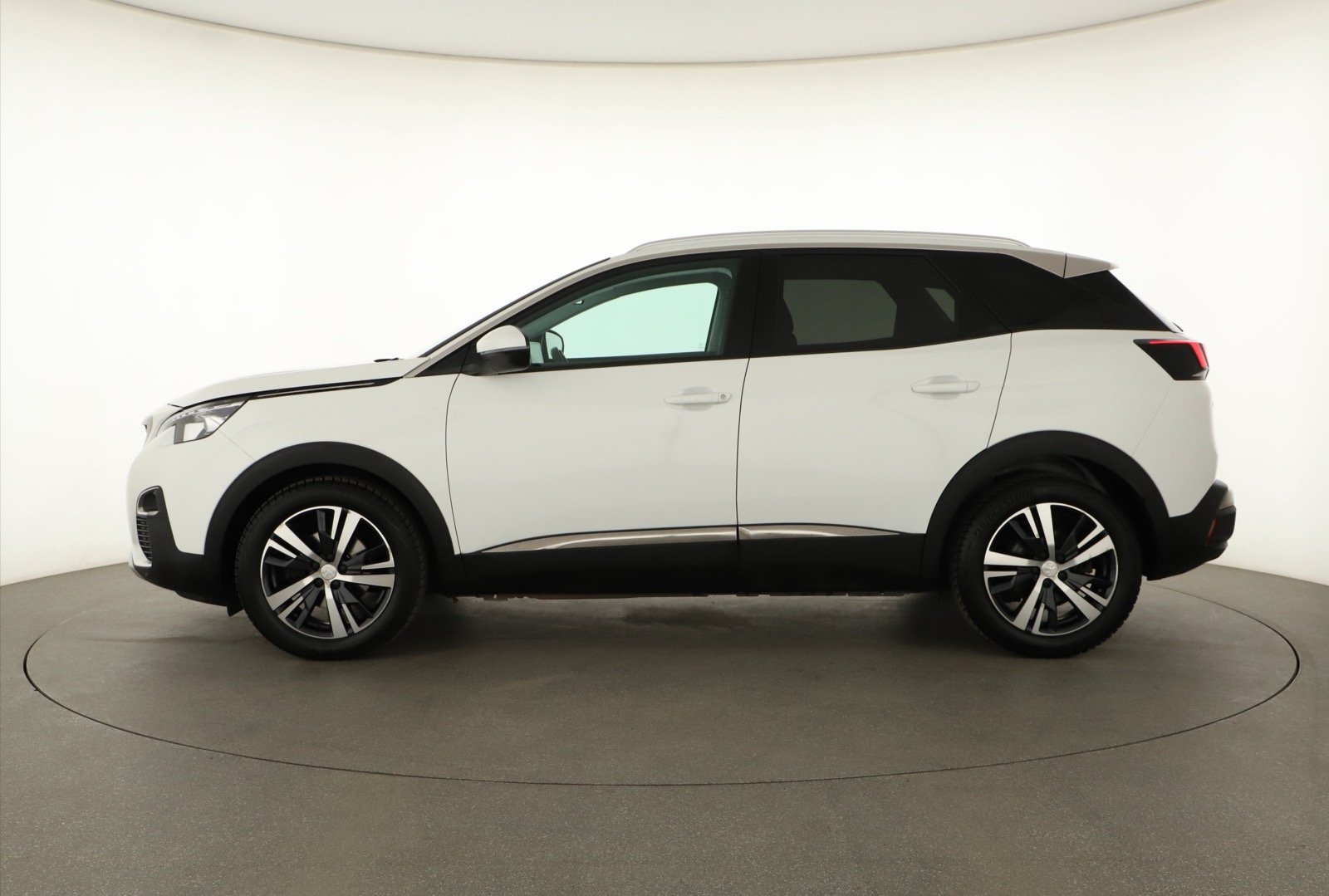 Peugeot 3008, 2020 - pohled č. 4
