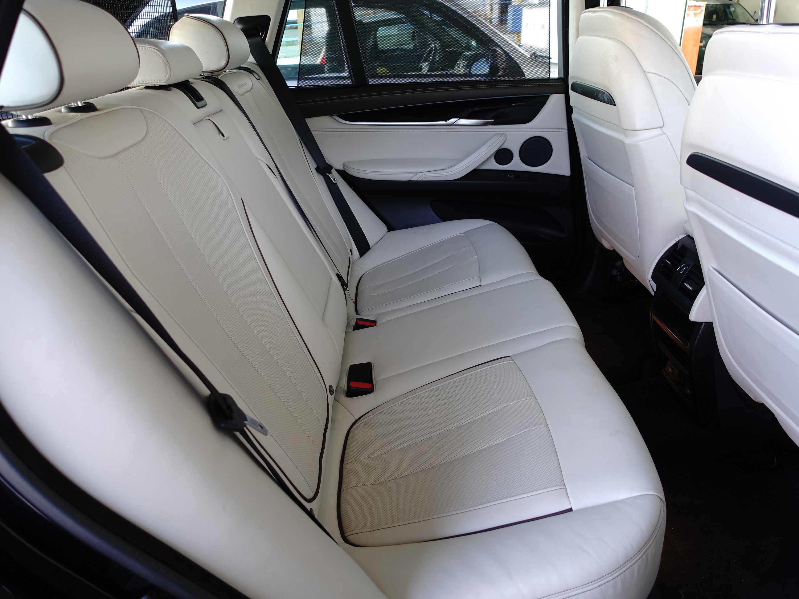 BMW X5, 2016 - pohled č. 13