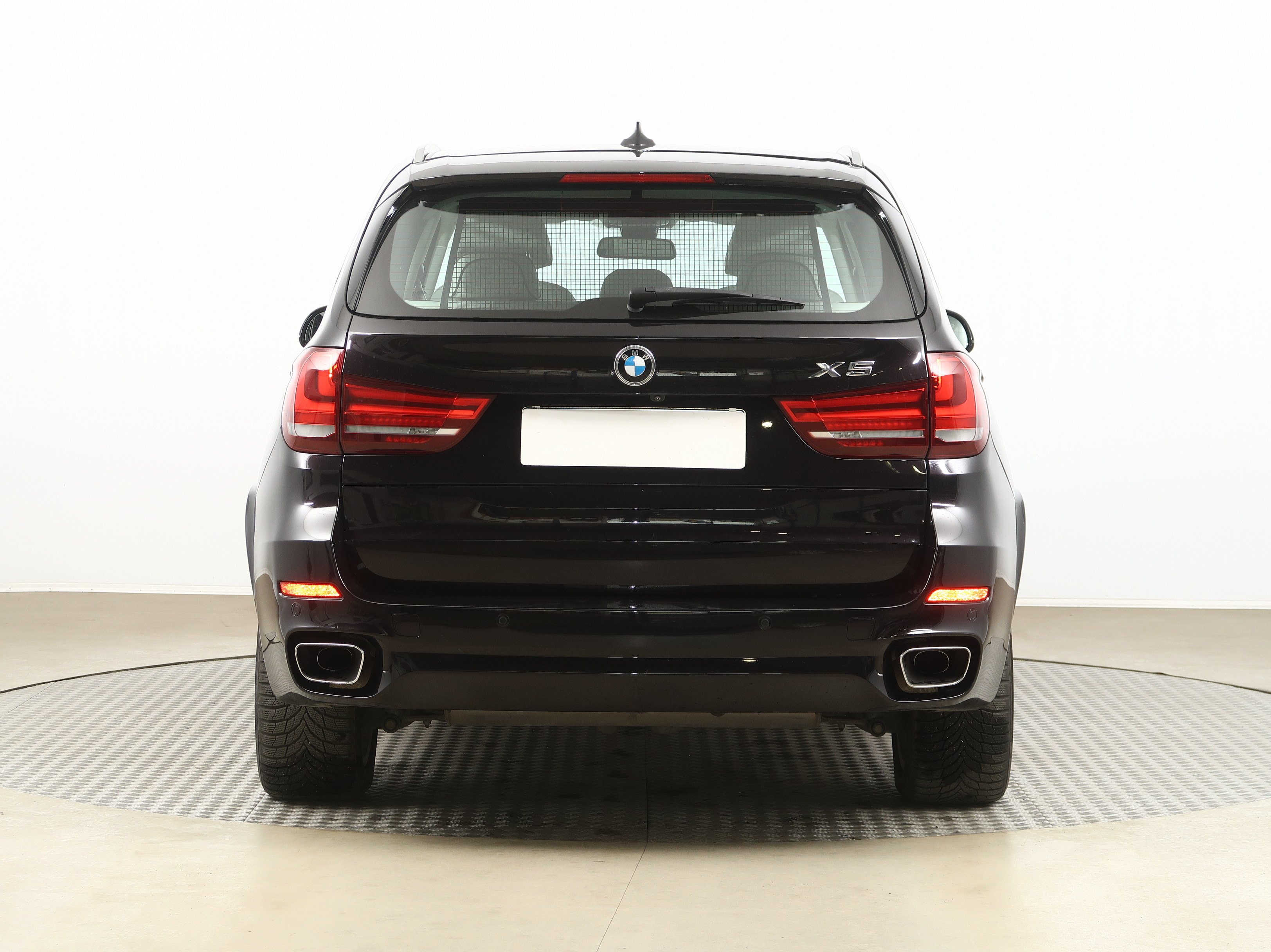 BMW X5, 2016 - pohled č. 6