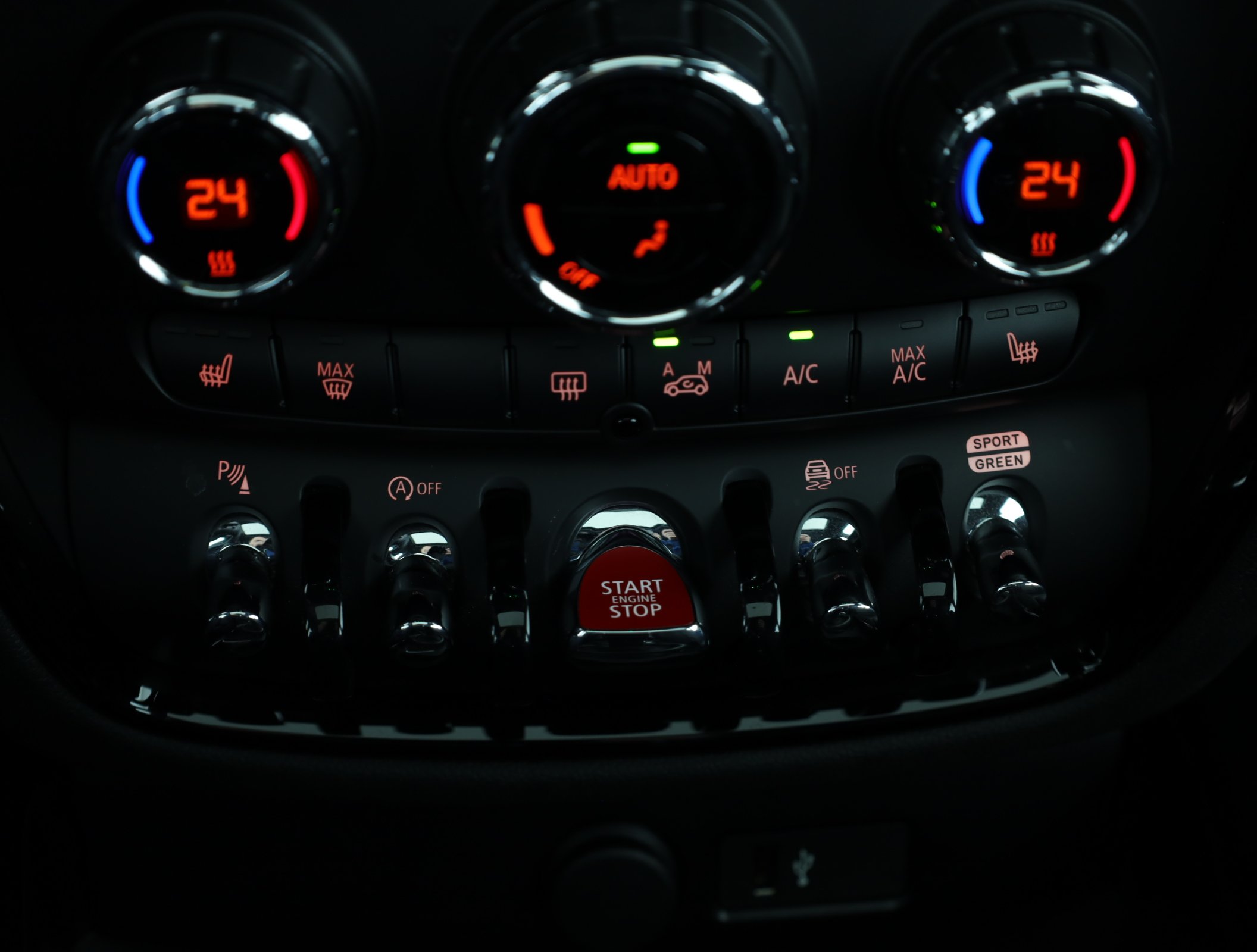 Mini Clubman, 2023 - pohled č. 18