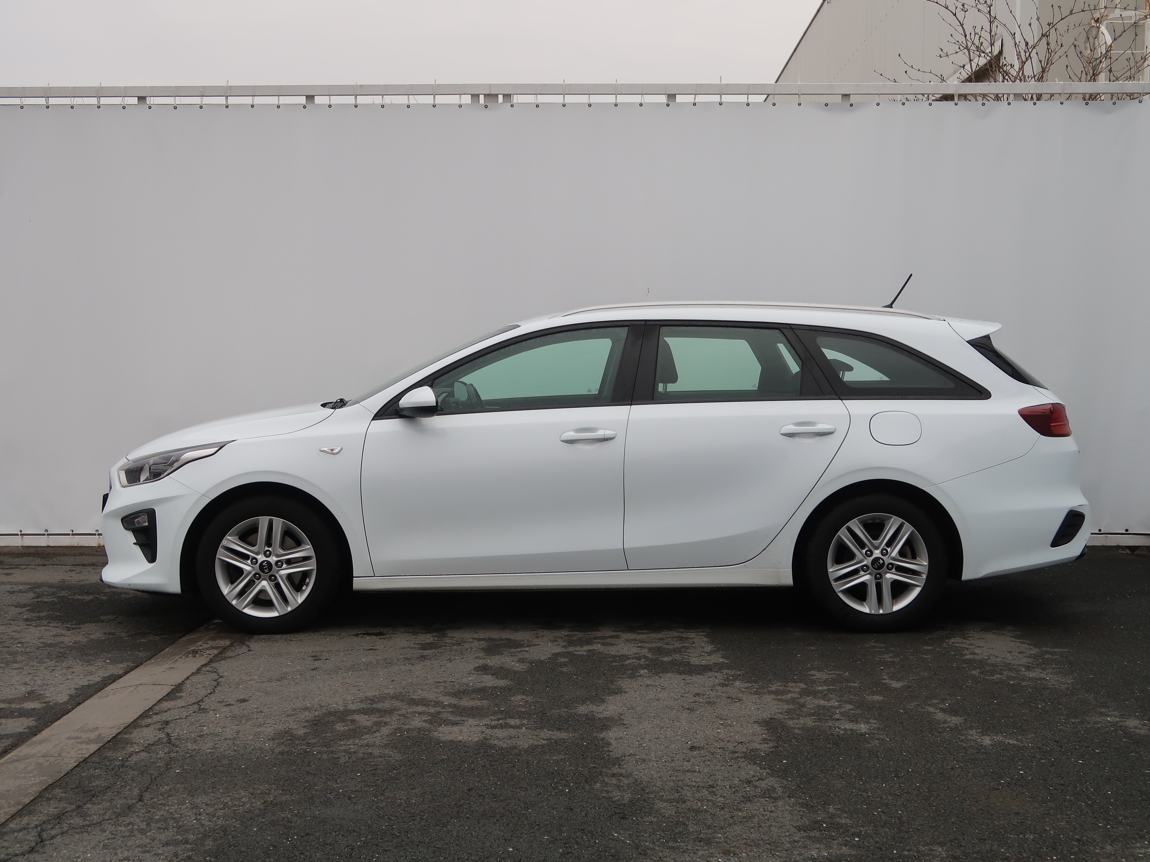 Kia Cee´d, 2019 - pohled č. 4