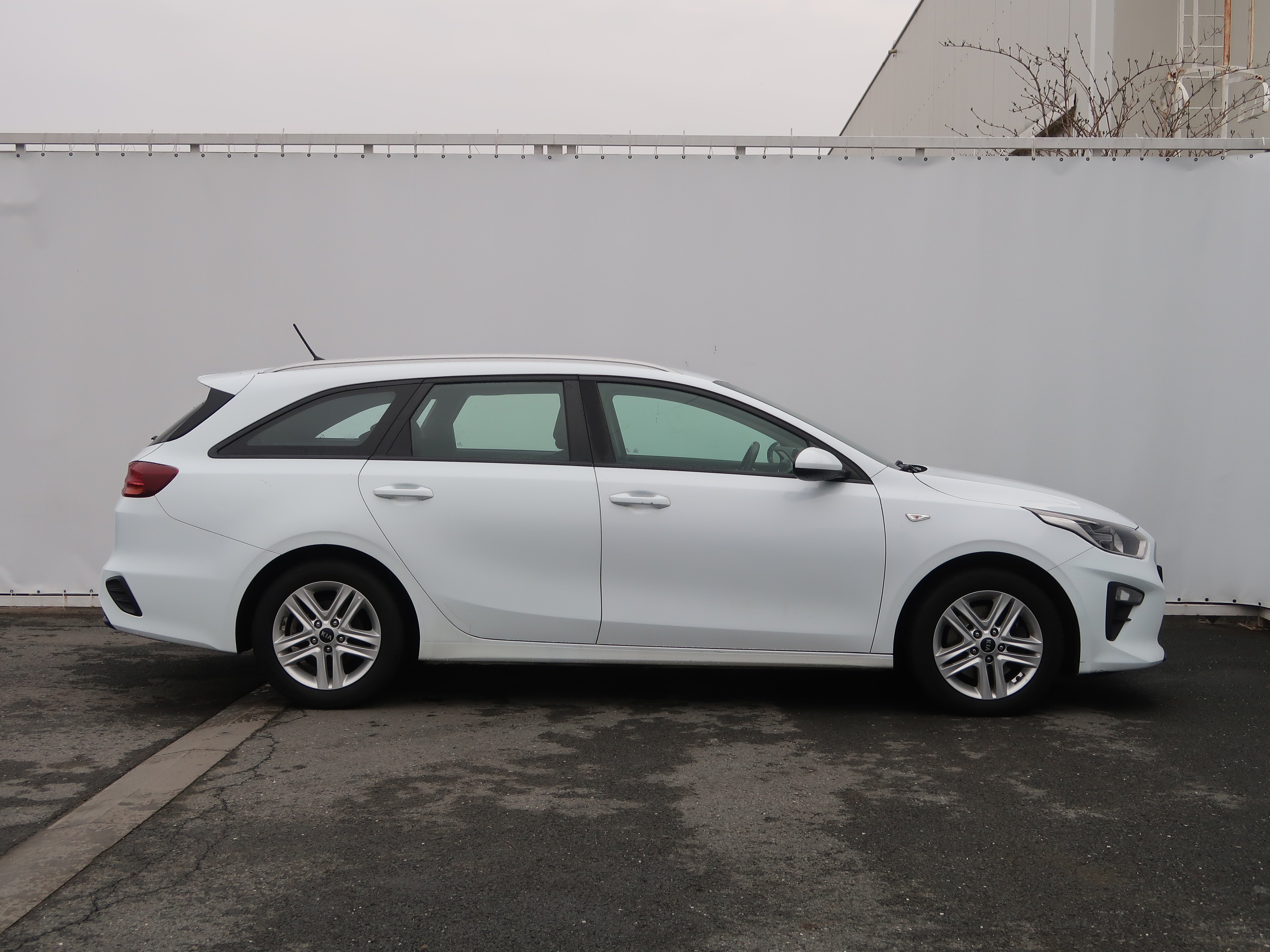 Kia Cee´d, 2019 - pohled č. 8