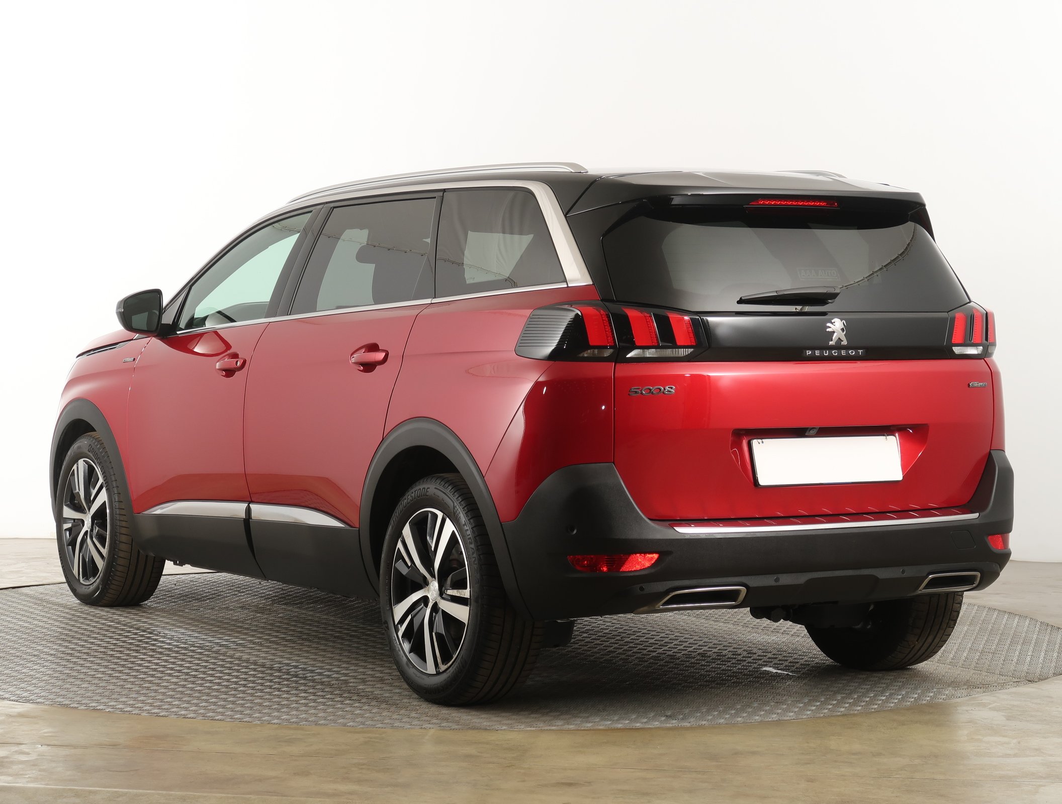 Peugeot 5008, 2020 - pohled č. 5