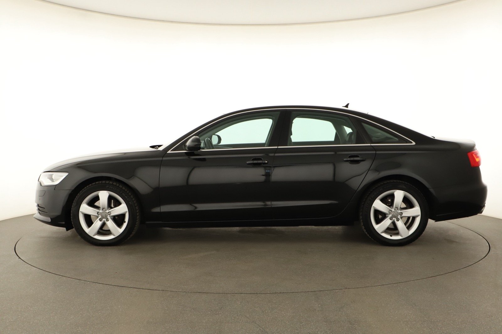 Audi A6, 2013 - pohled č. 4