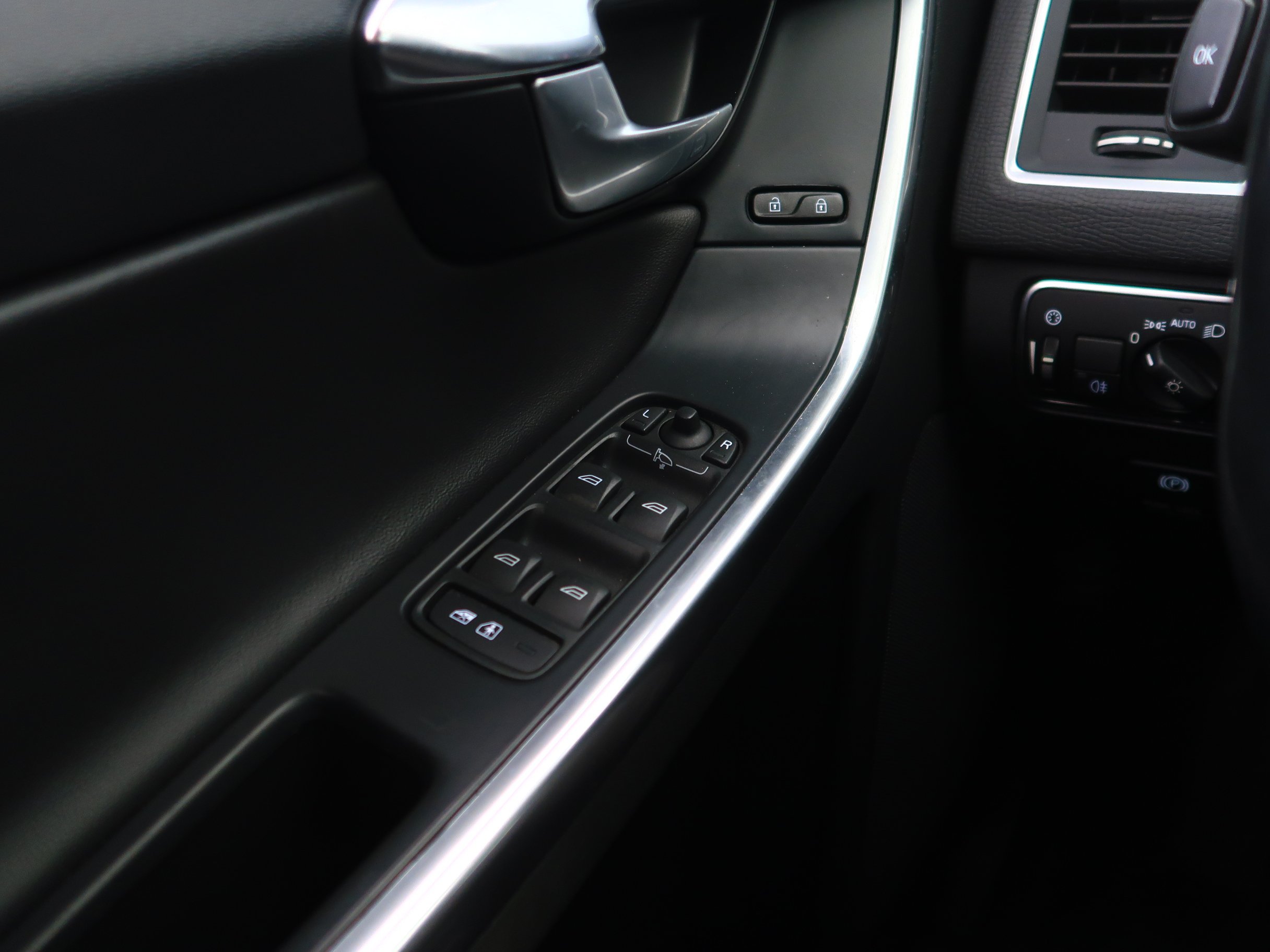 Volvo XC60, 2014 - pohled č. 21