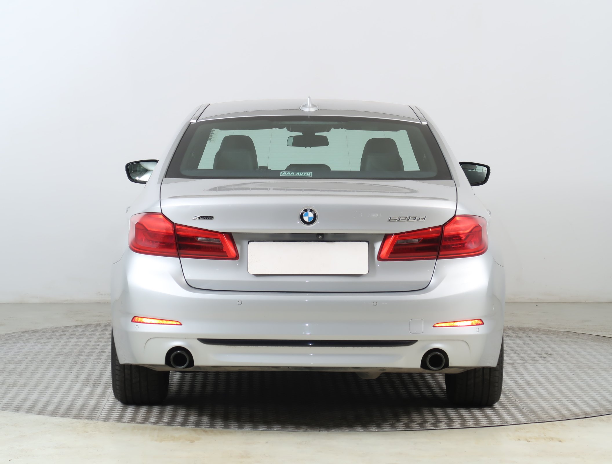 BMW Řada 5, 2017 - pohled č. 6