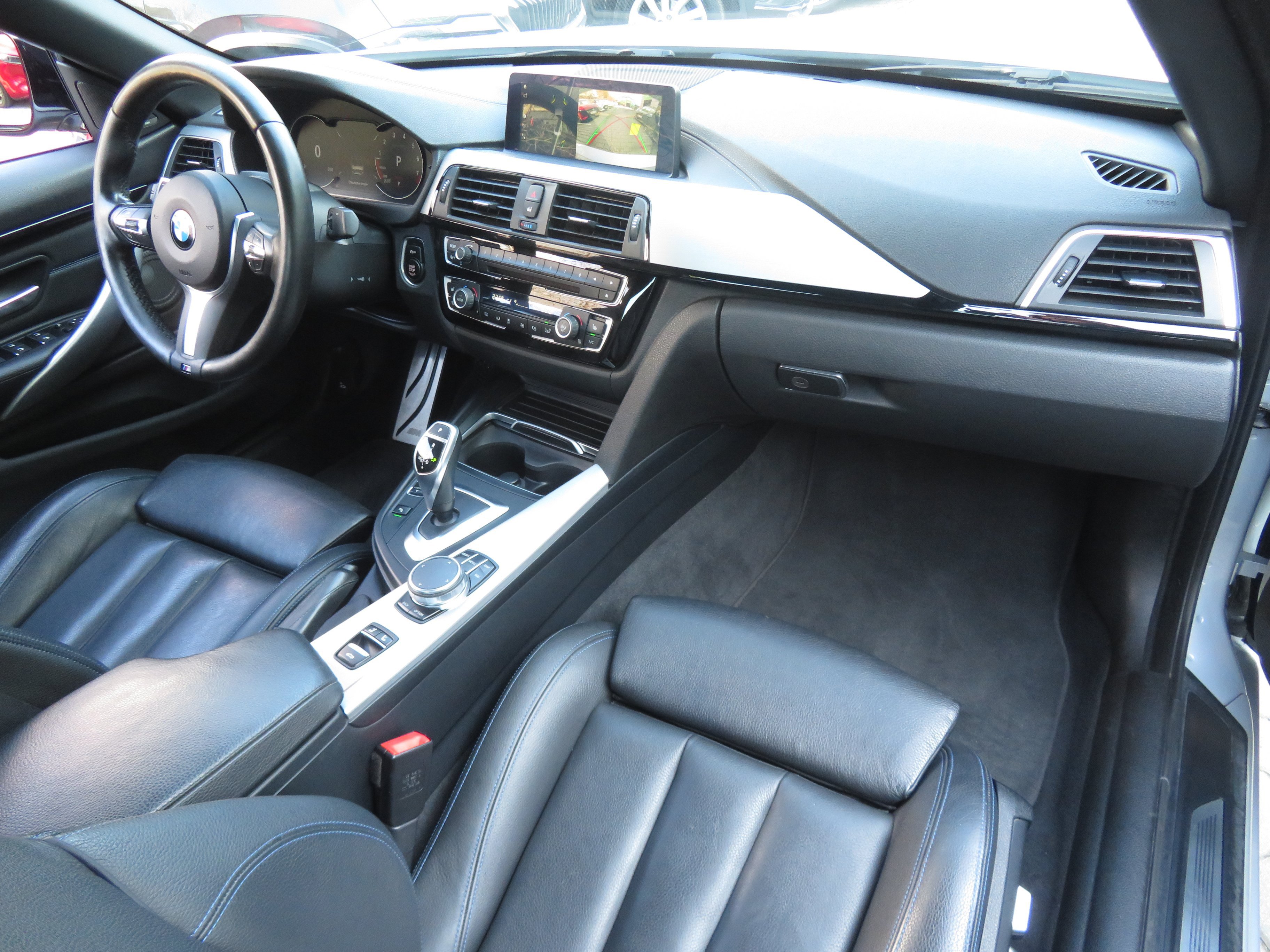 BMW 4, 2018 - pohled č. 10