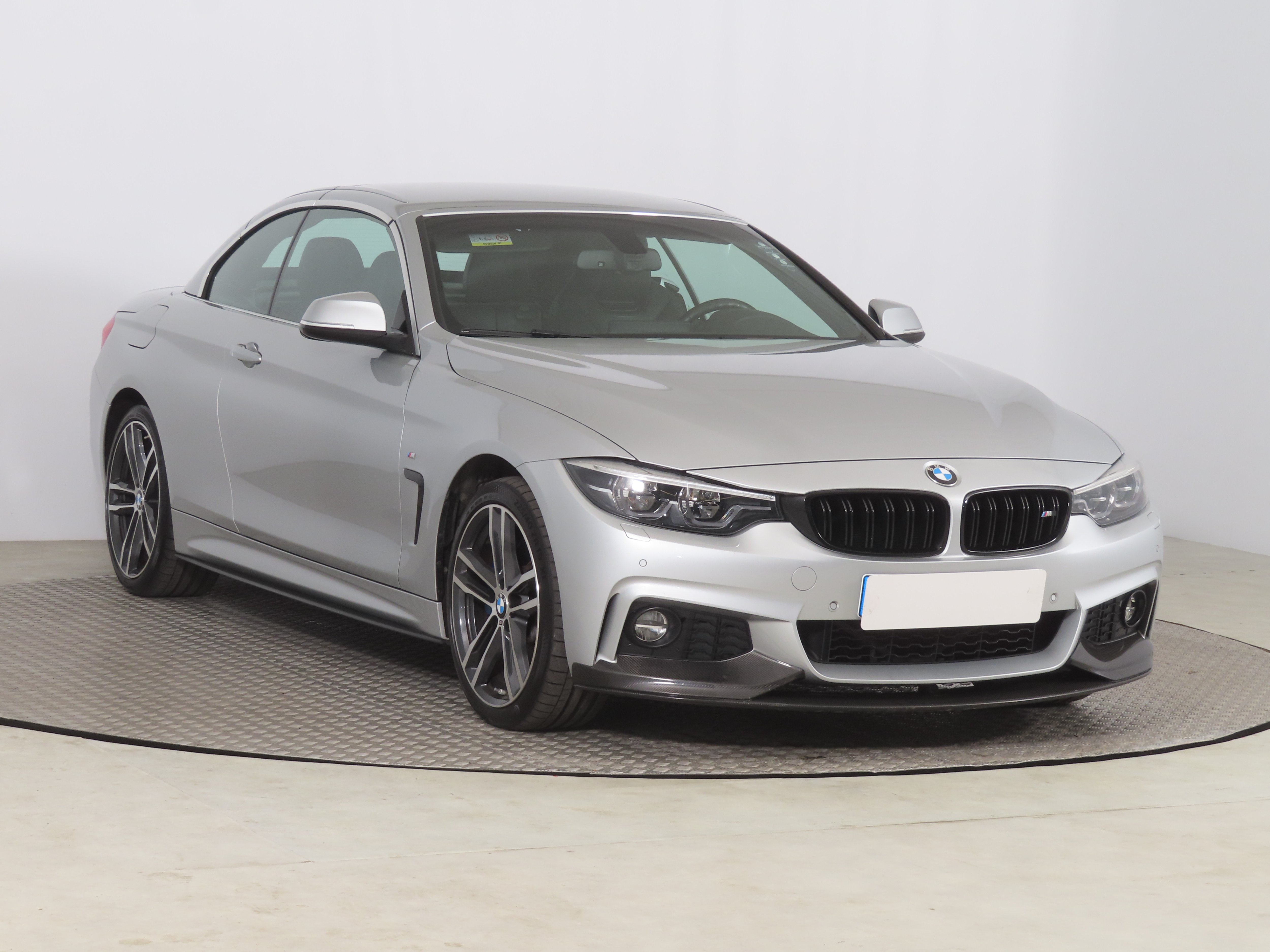 BMW 4, 2018 - pohled č. 22