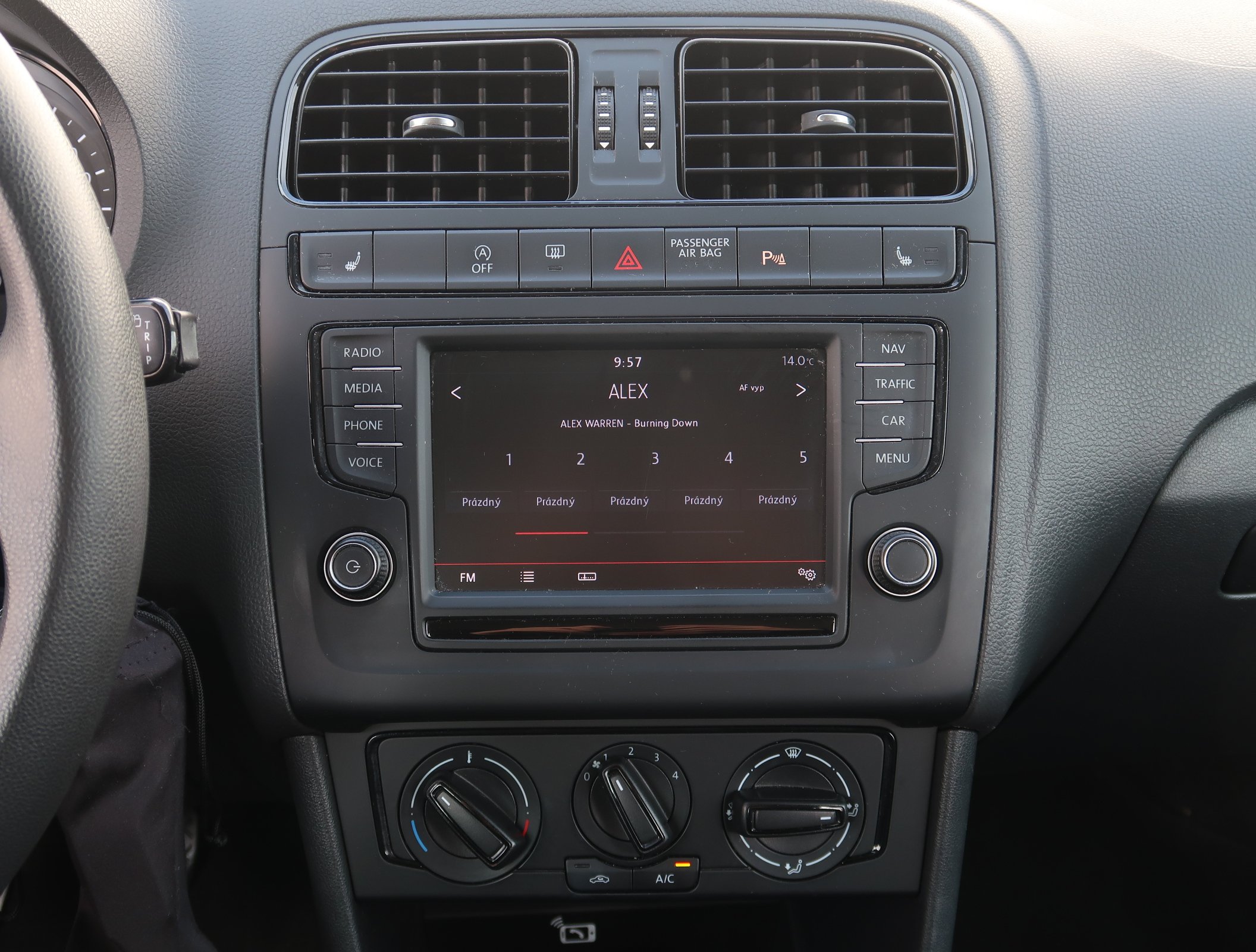 Volkswagen Polo, 2015 - pohled č. 18