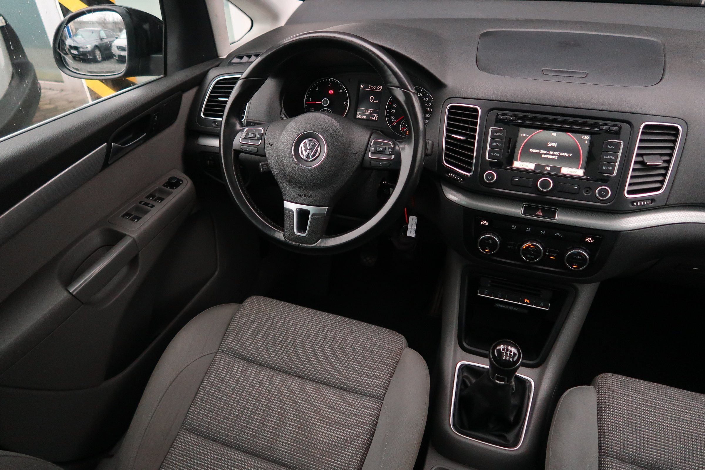 Volkswagen Sharan, 2012 - pohled č. 9