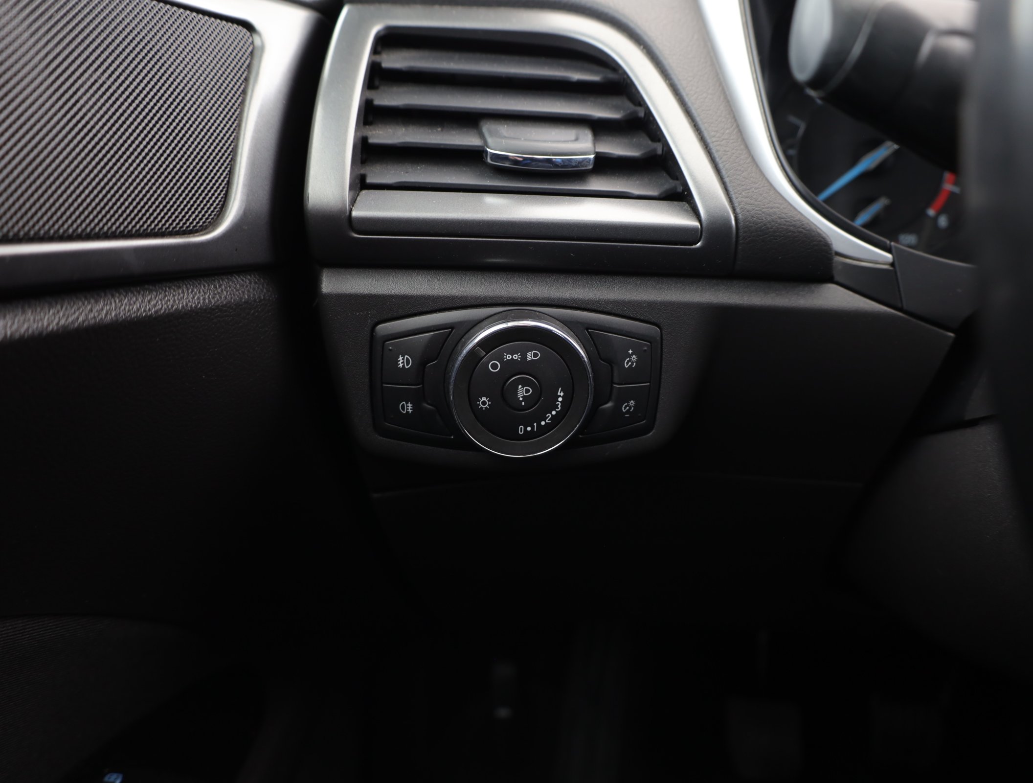 Ford Mondeo, 2016 - pohled č. 21