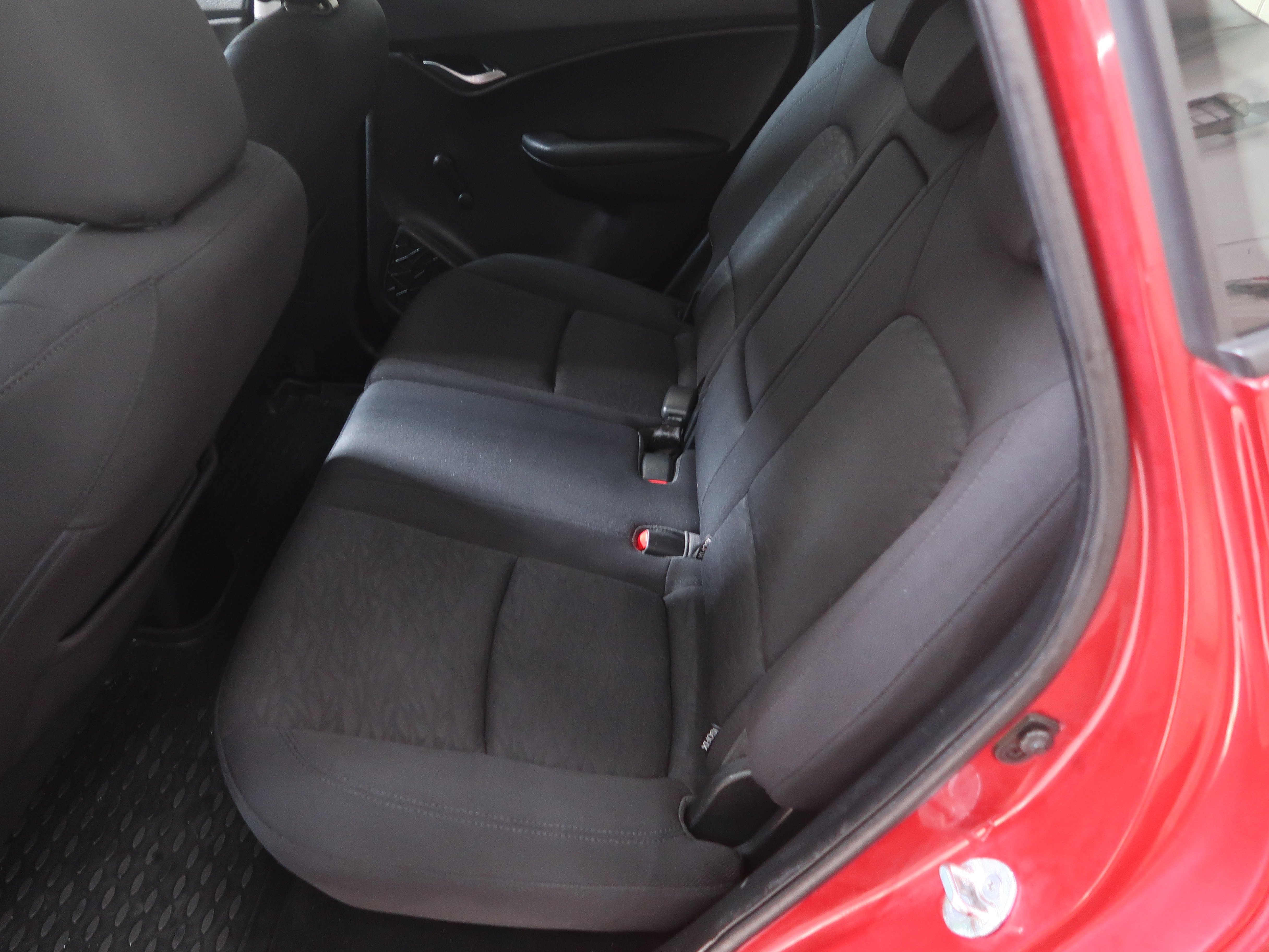 Hyundai ix20, 2012 - pohled č. 15