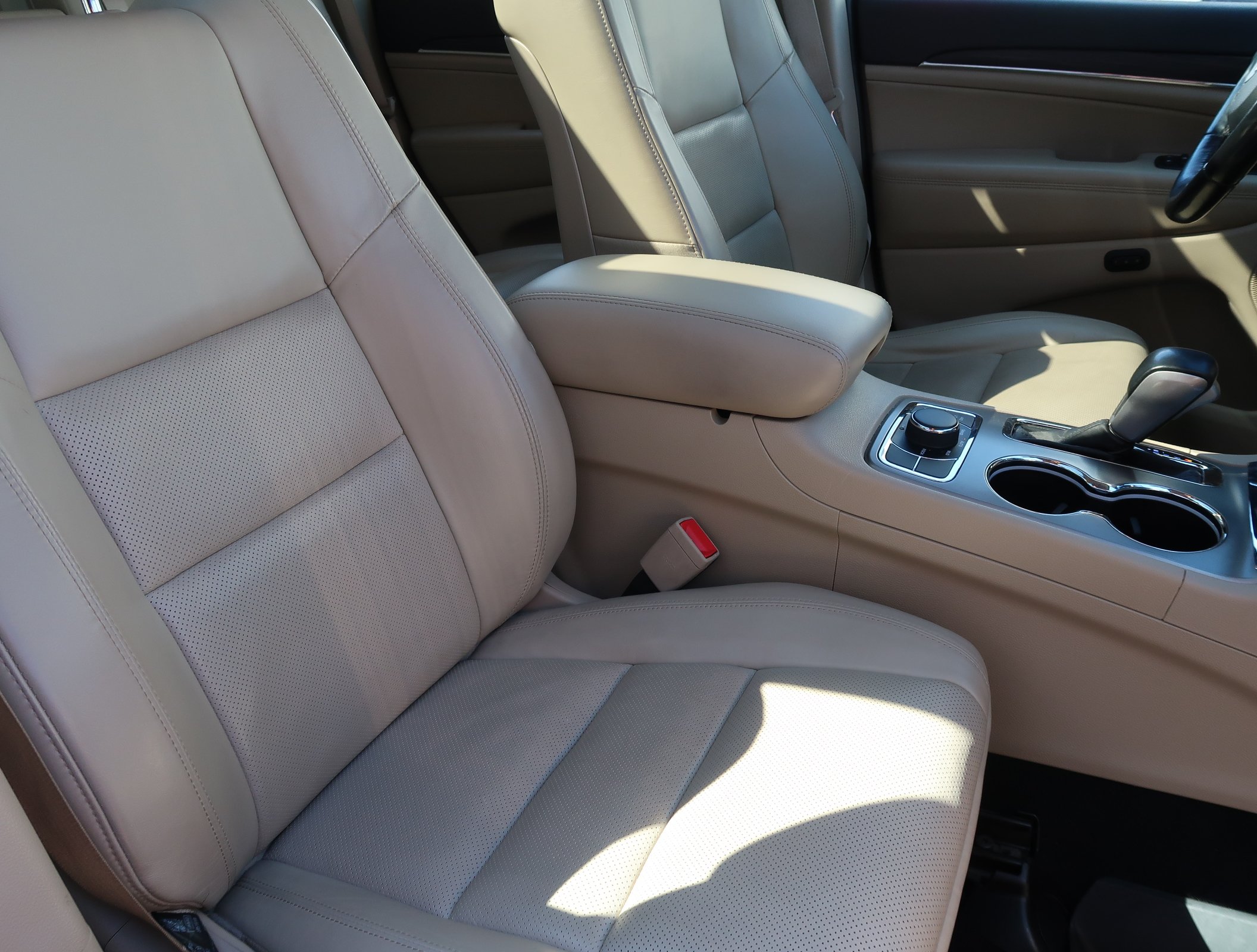 Jeep Grand Cherokee, 2021 - pohled č. 12