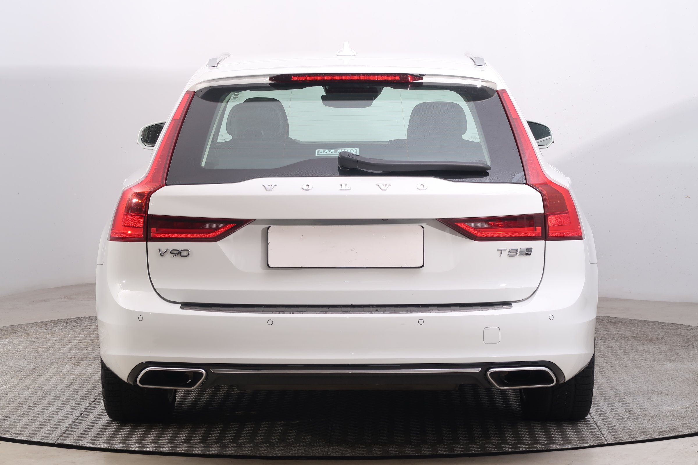 Volvo V90, 2020 - pohled č. 6