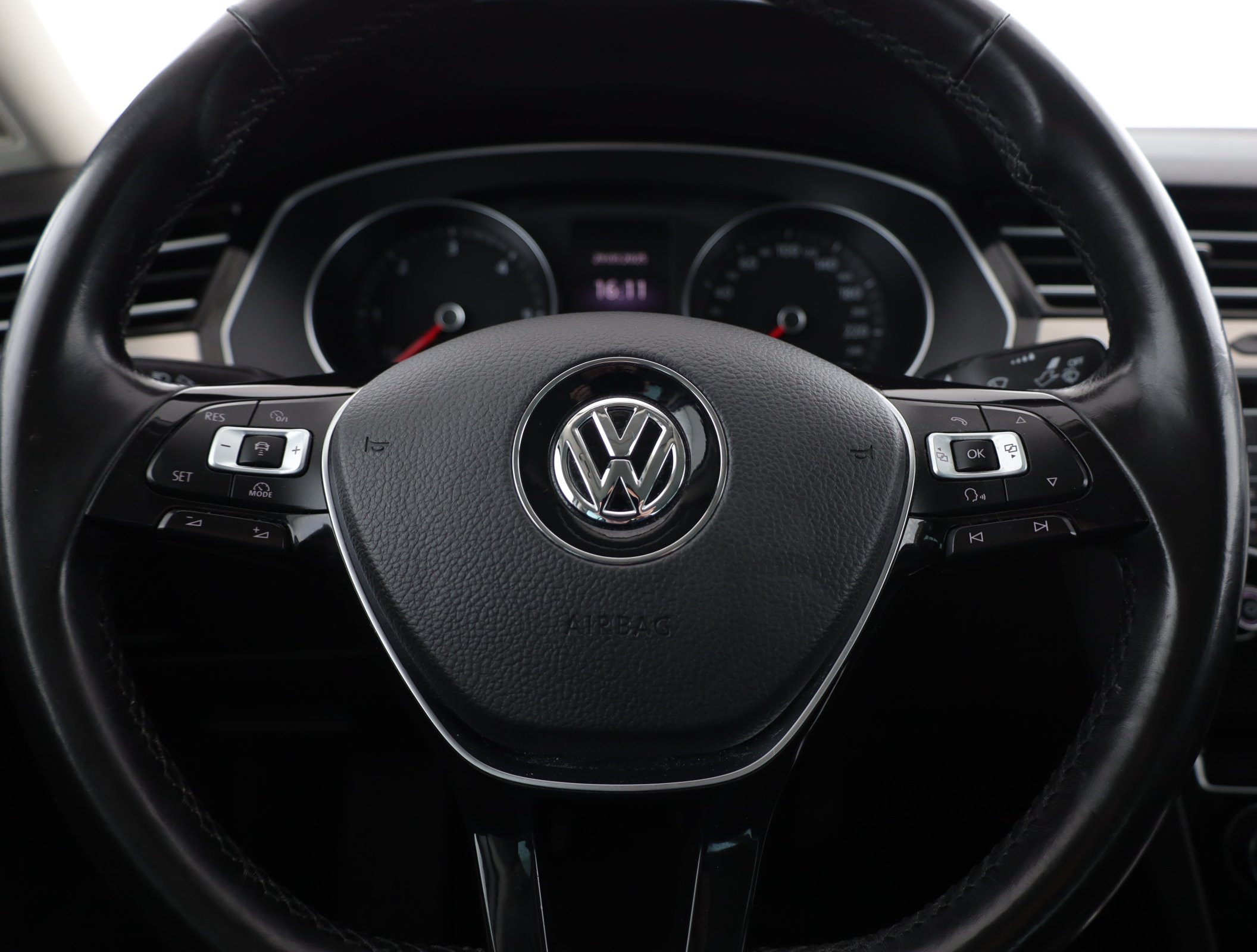 Volkswagen Passat, 2016 - pohled č. 14