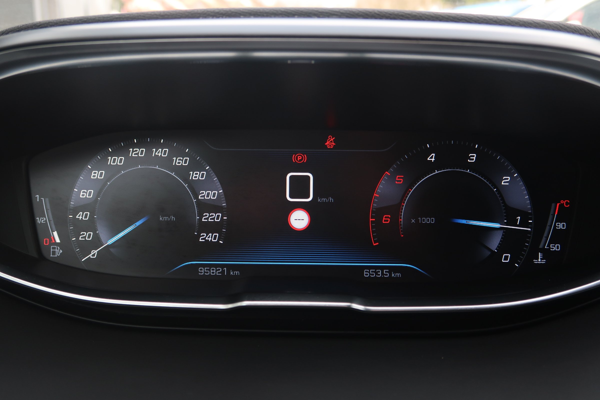 Peugeot 5008, 2019 - pohled č. 17