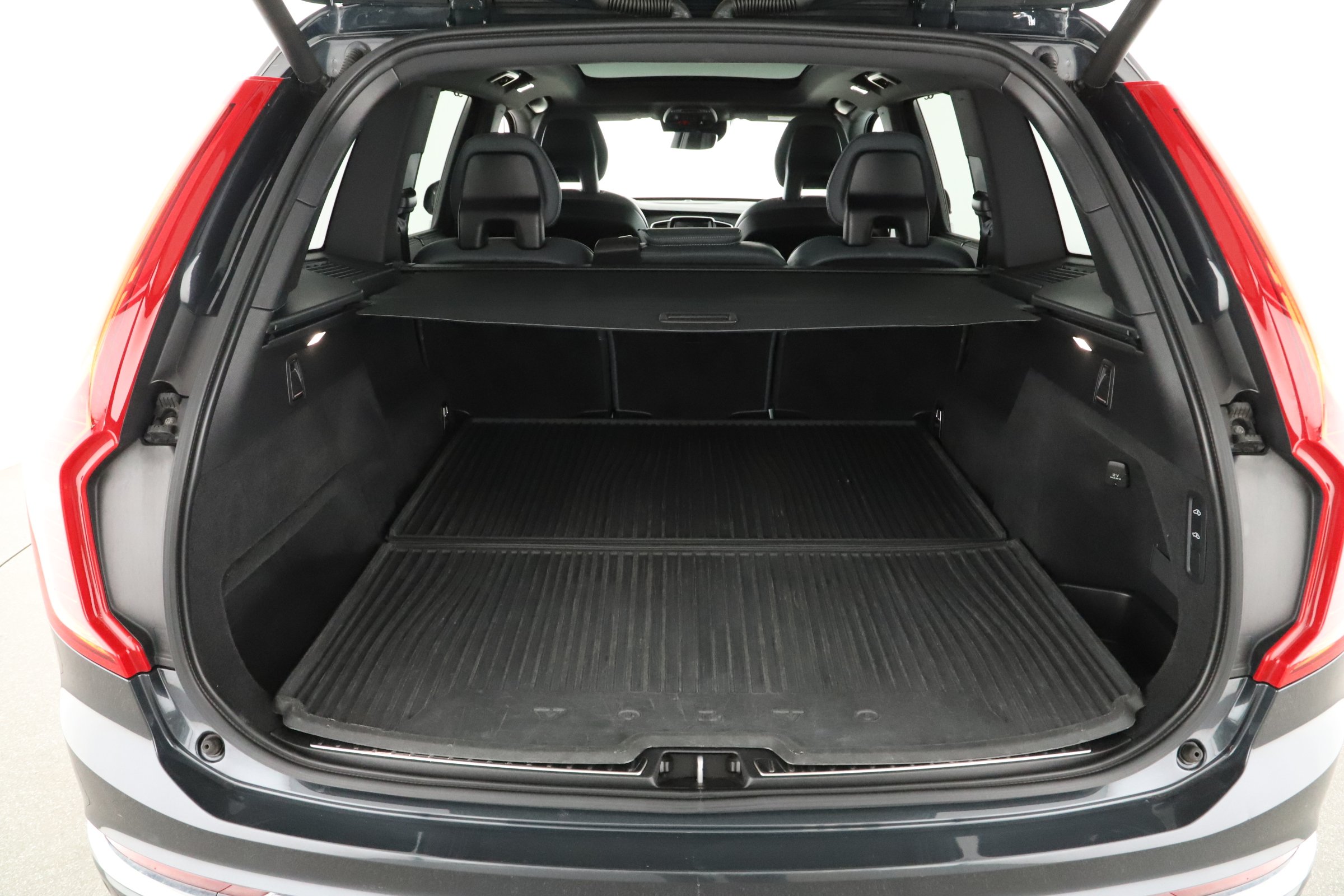 Volvo XC90, 2020 - pohled č. 17