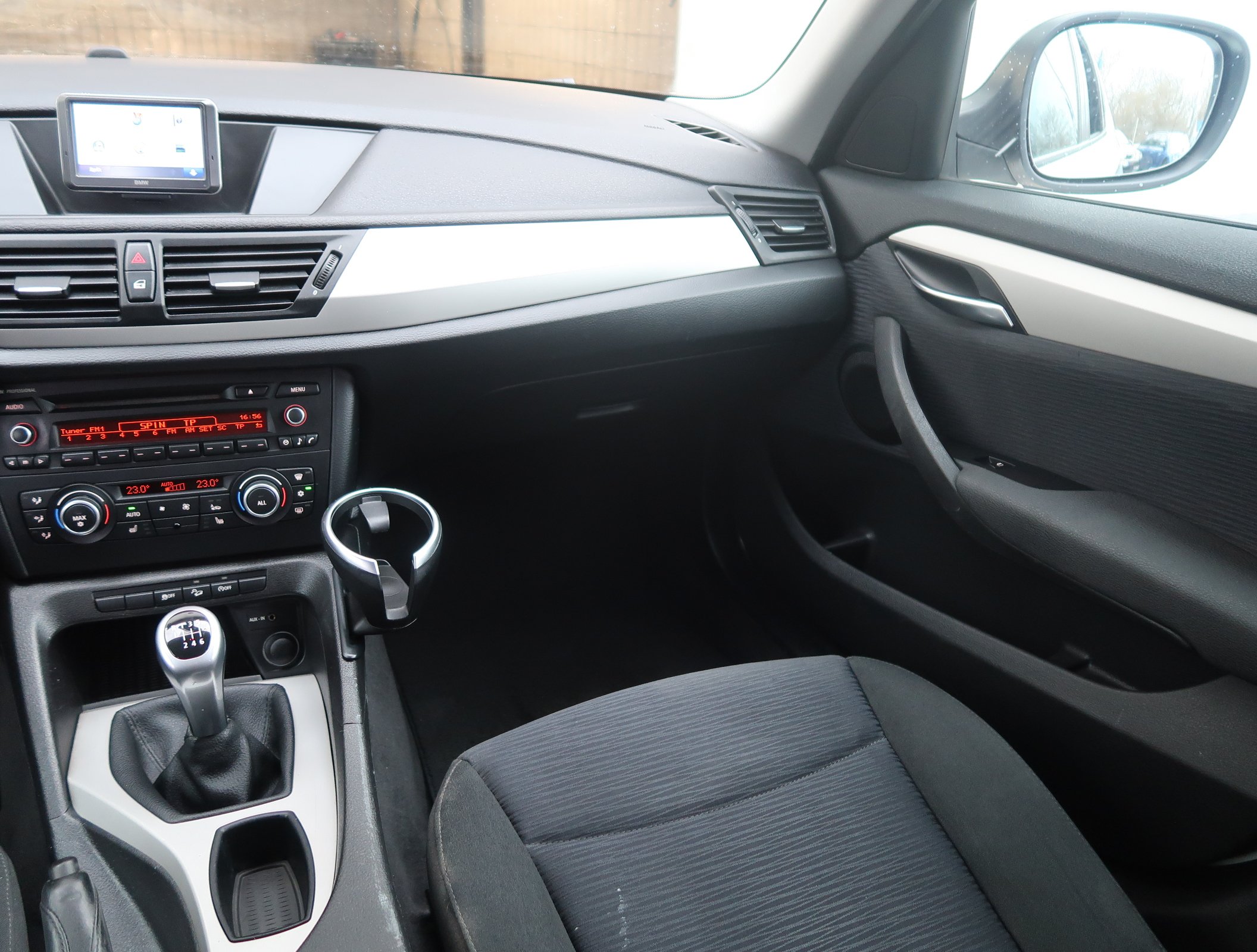 BMW X1, 2012 - pohled č. 11