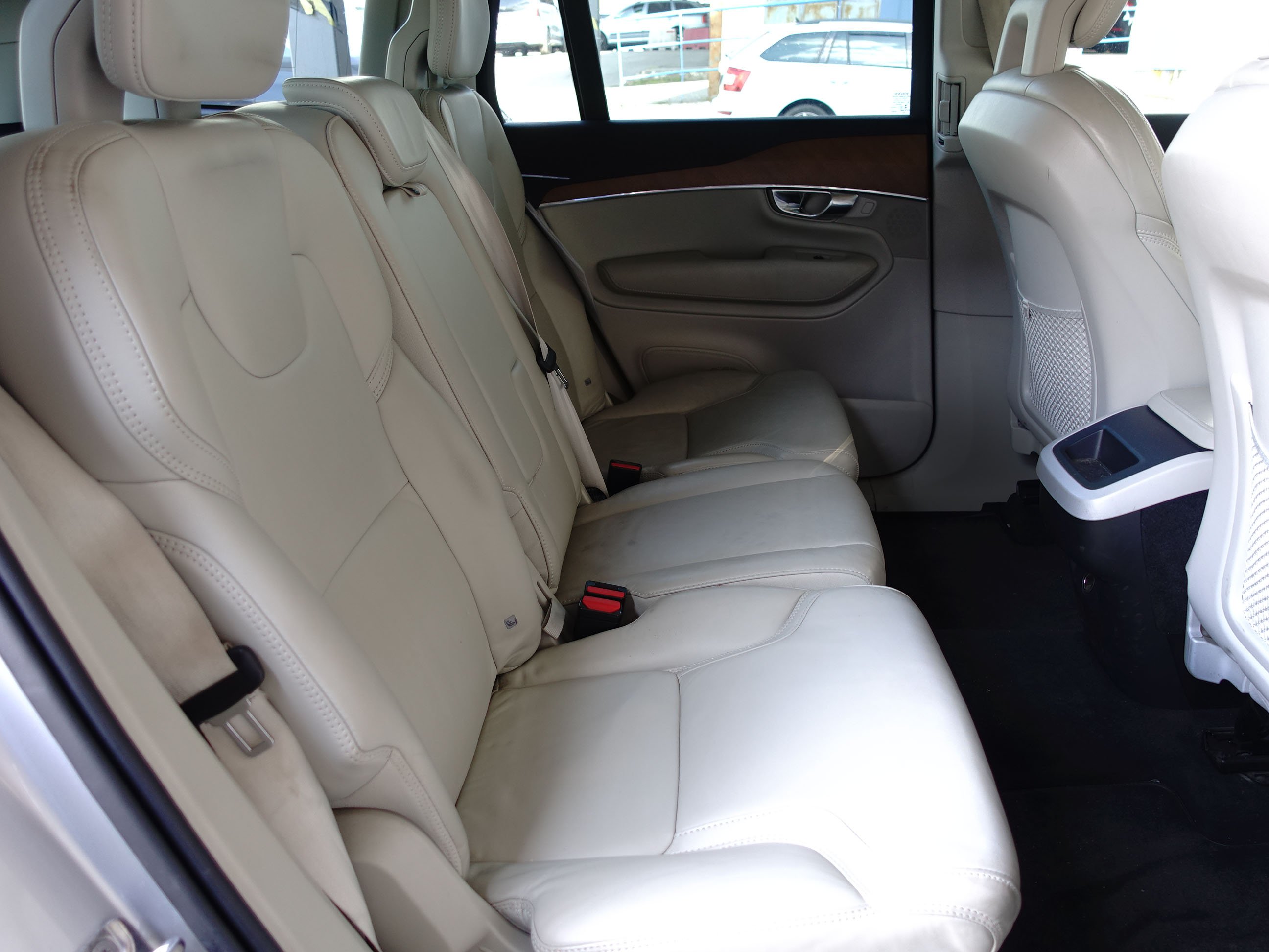 Volvo XC90, 2017 - pohled č. 13