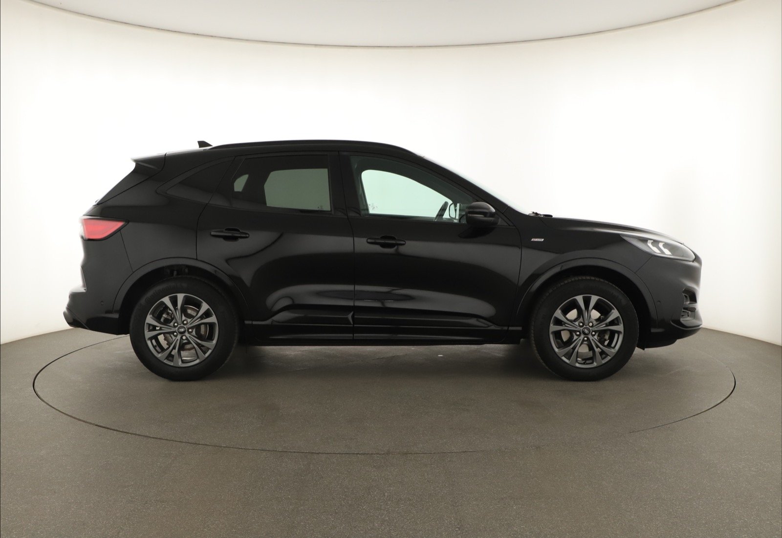 Ford Kuga, 2021 - pohled č. 8