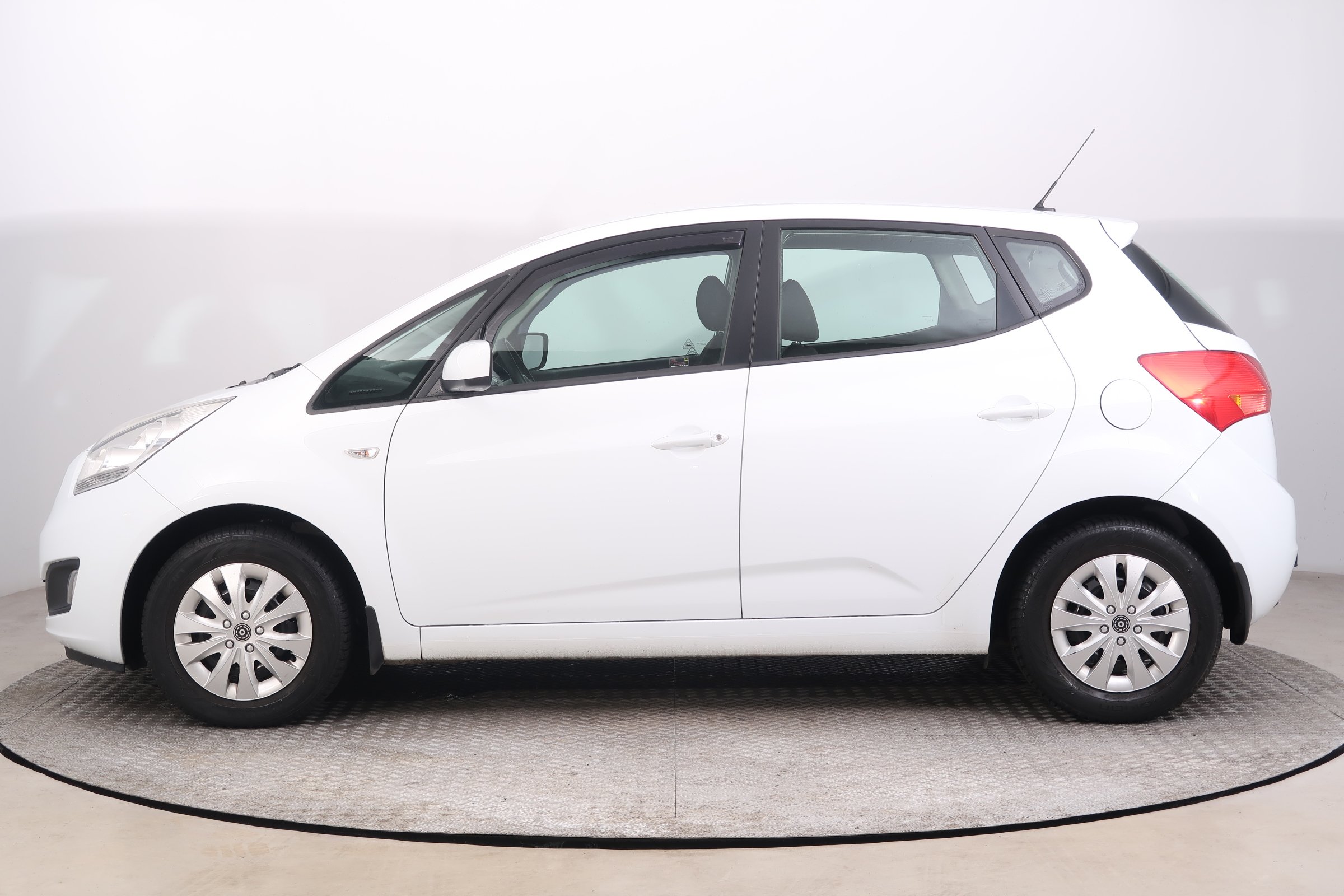 Kia Venga, 2013 - pohled č. 4