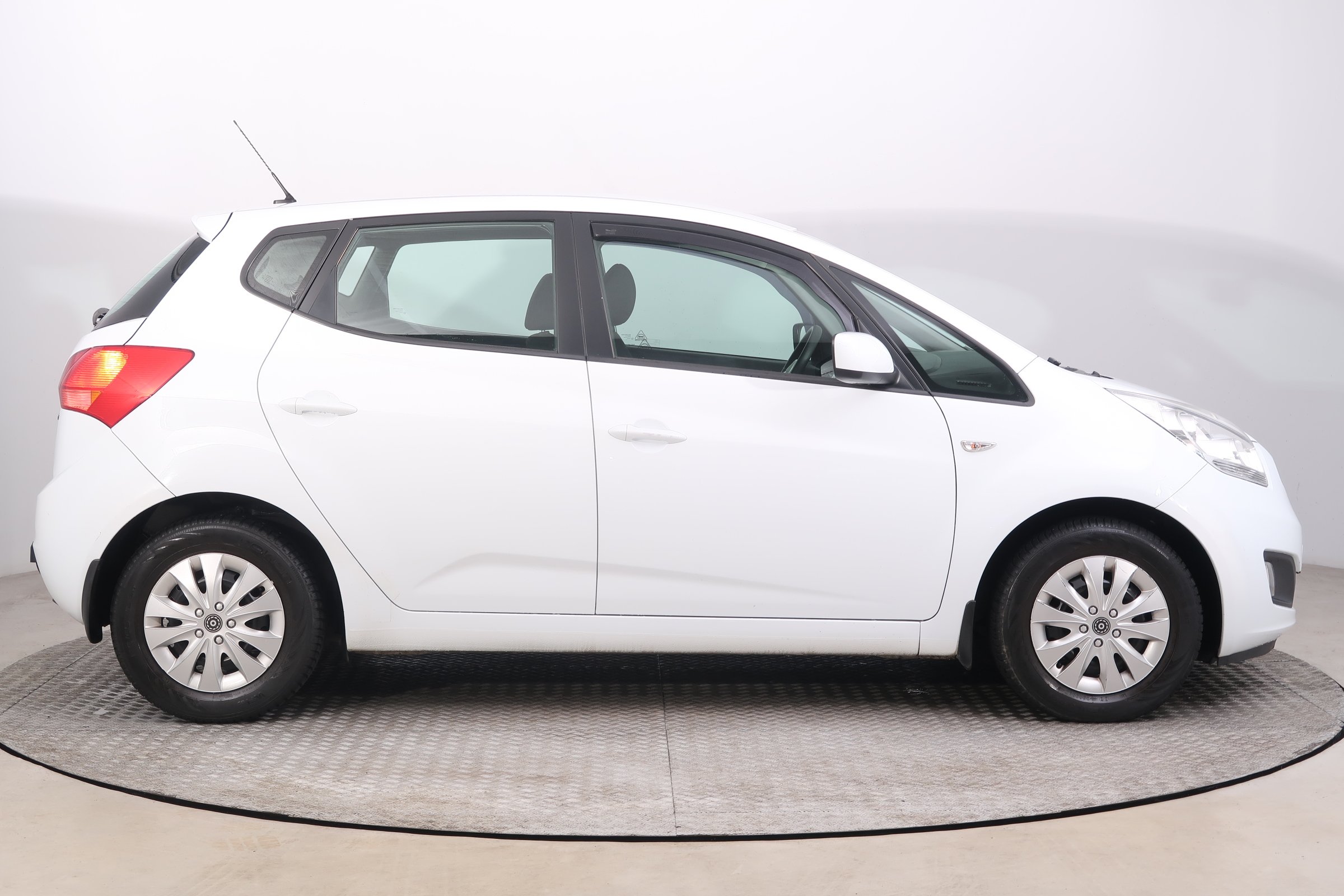 Kia Venga, 2013 - pohled č. 8