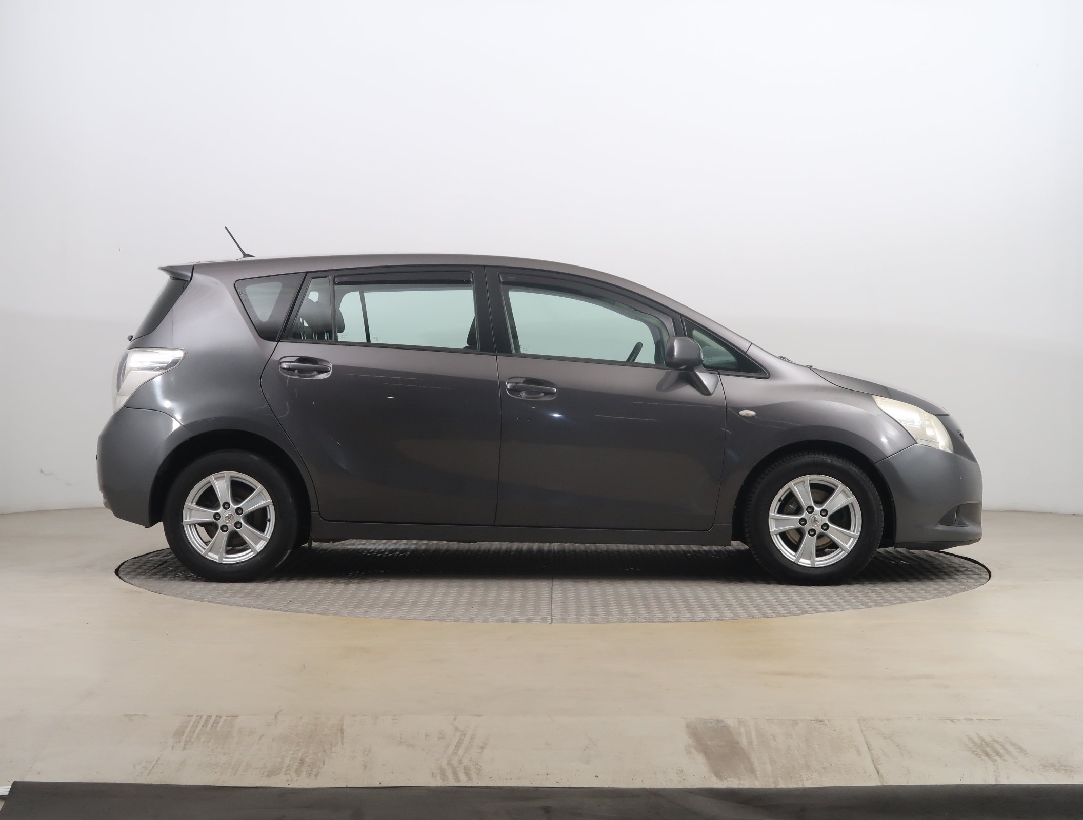 Toyota Verso, 2009 - pohled č. 8