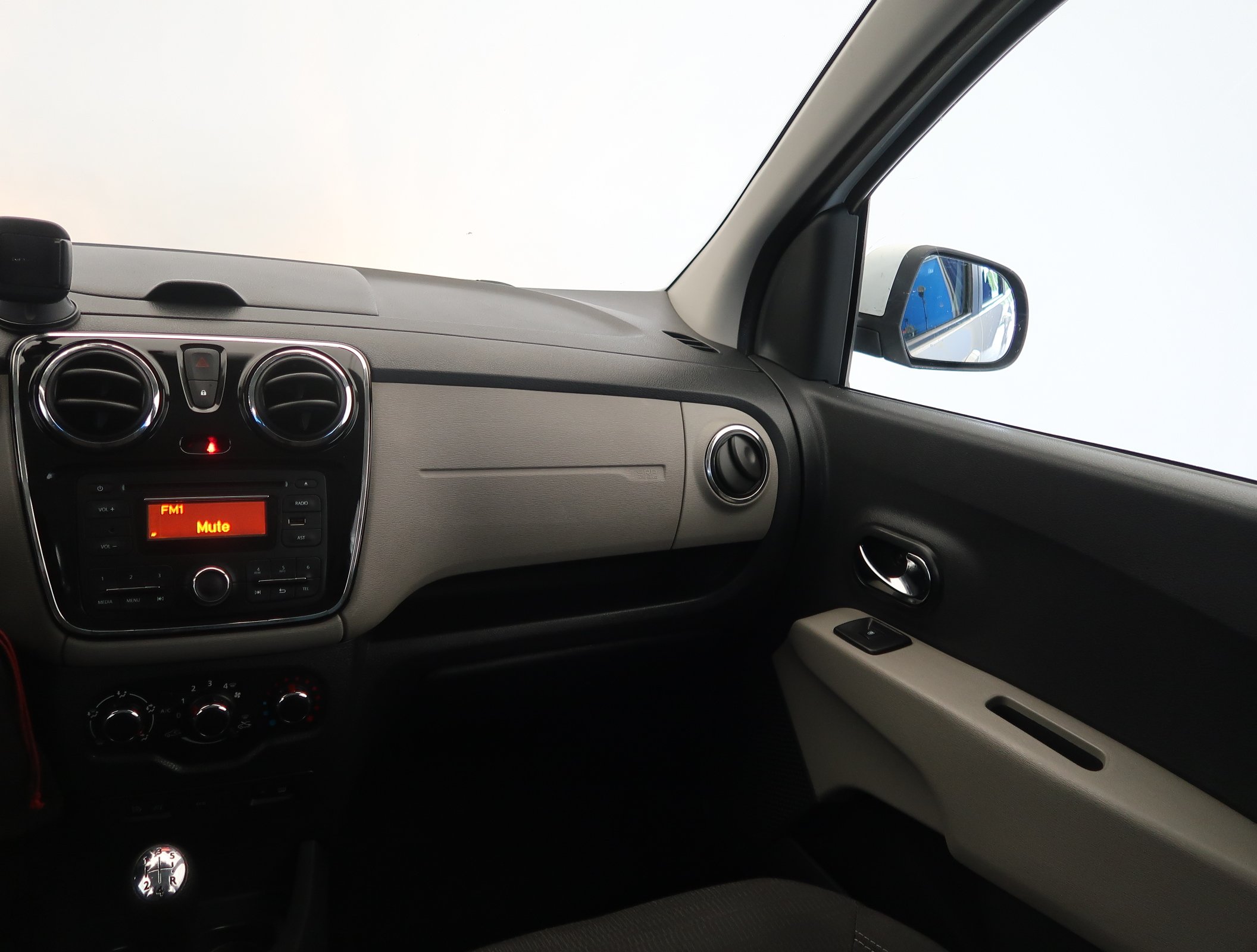 Dacia Lodgy, 2016 - pohled č. 11