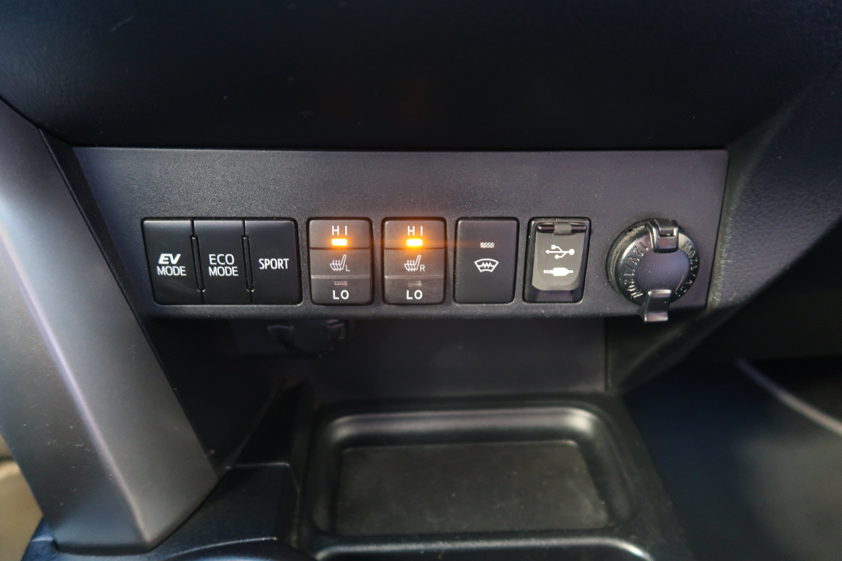 Toyota RAV 4, 2018 - pohled č. 26