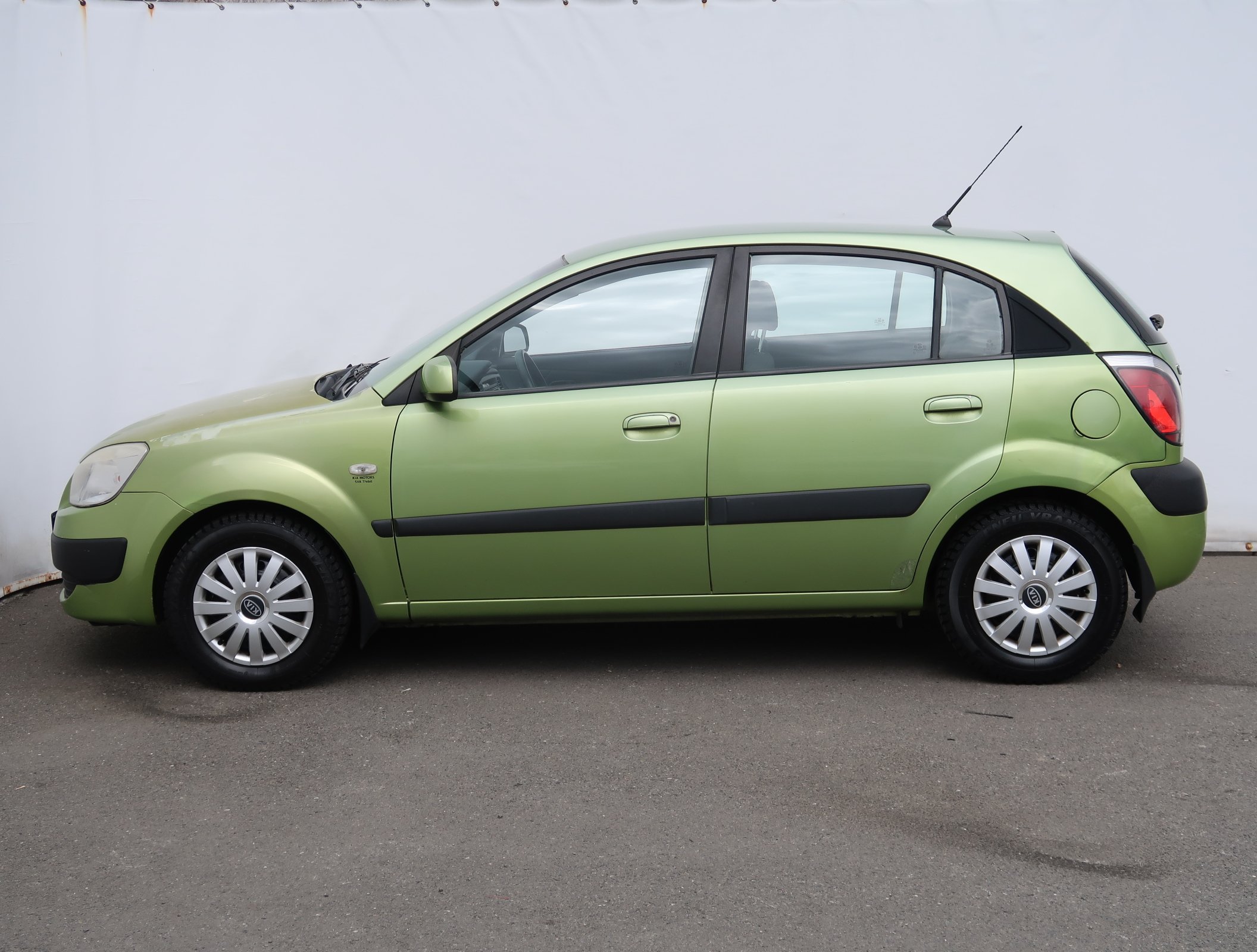 Kia Rio, 2007 - pohled č. 4
