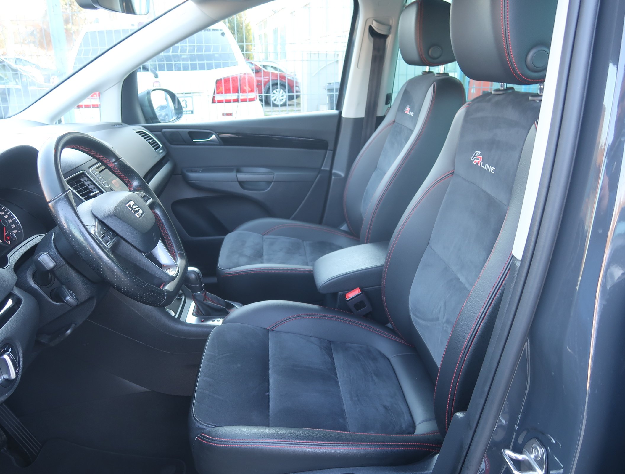 Seat Alhambra, 2018 - pohled č. 16