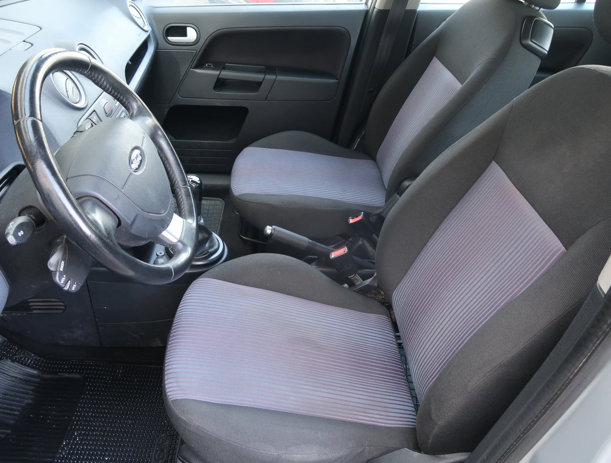 Ford Fusion, 2009 - pohled č. 16
