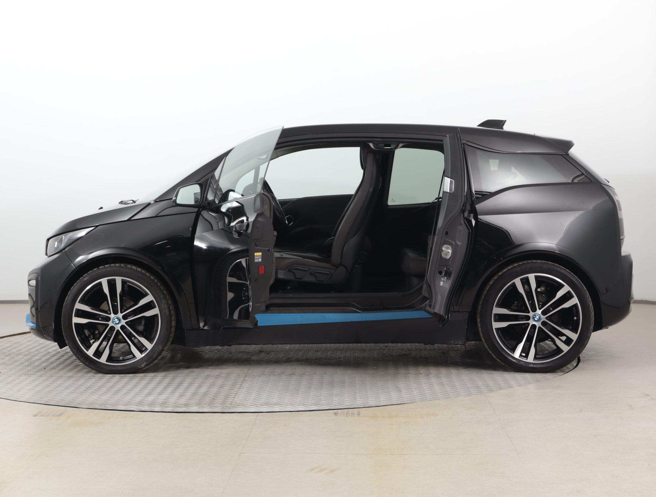 BMW i3, 2020 - pohled č. 22