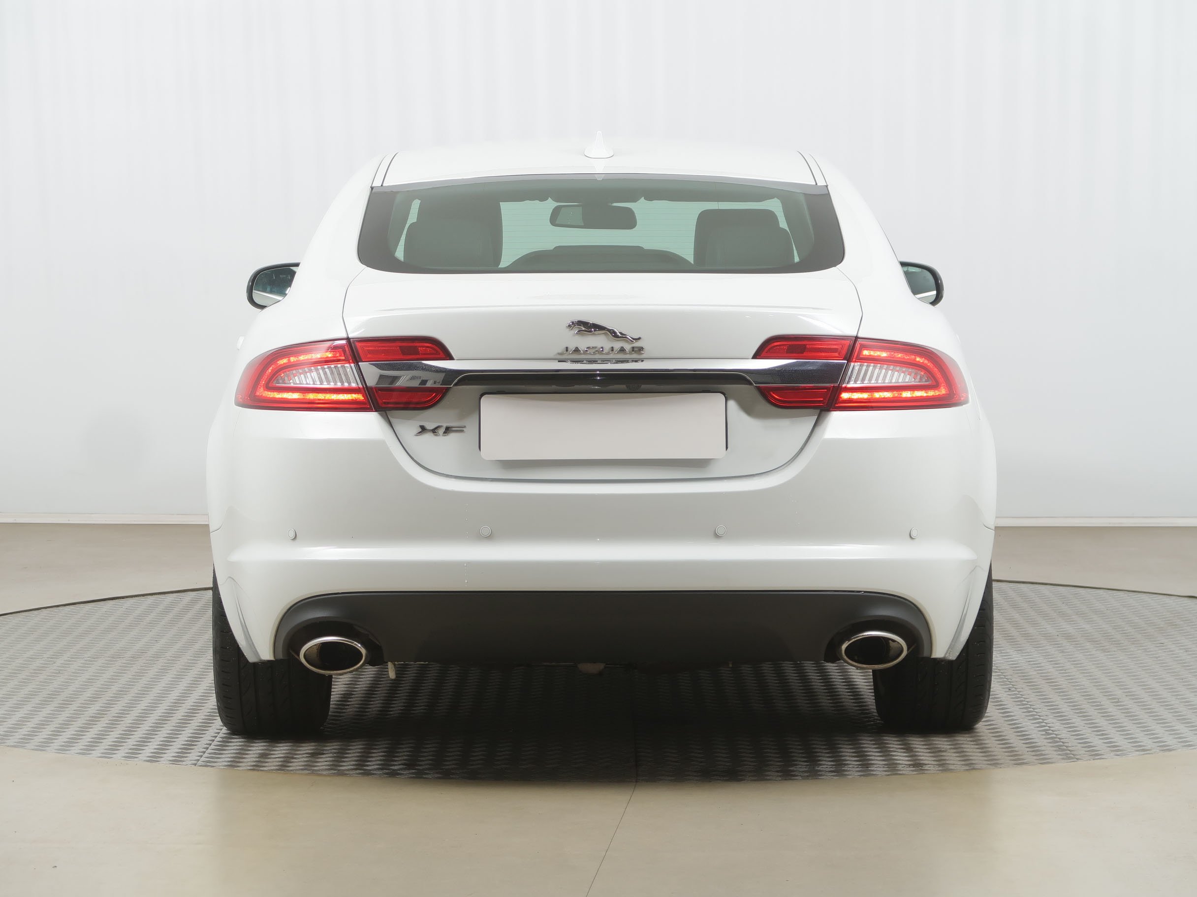 Jaguar XF, 2015 - pohled č. 6