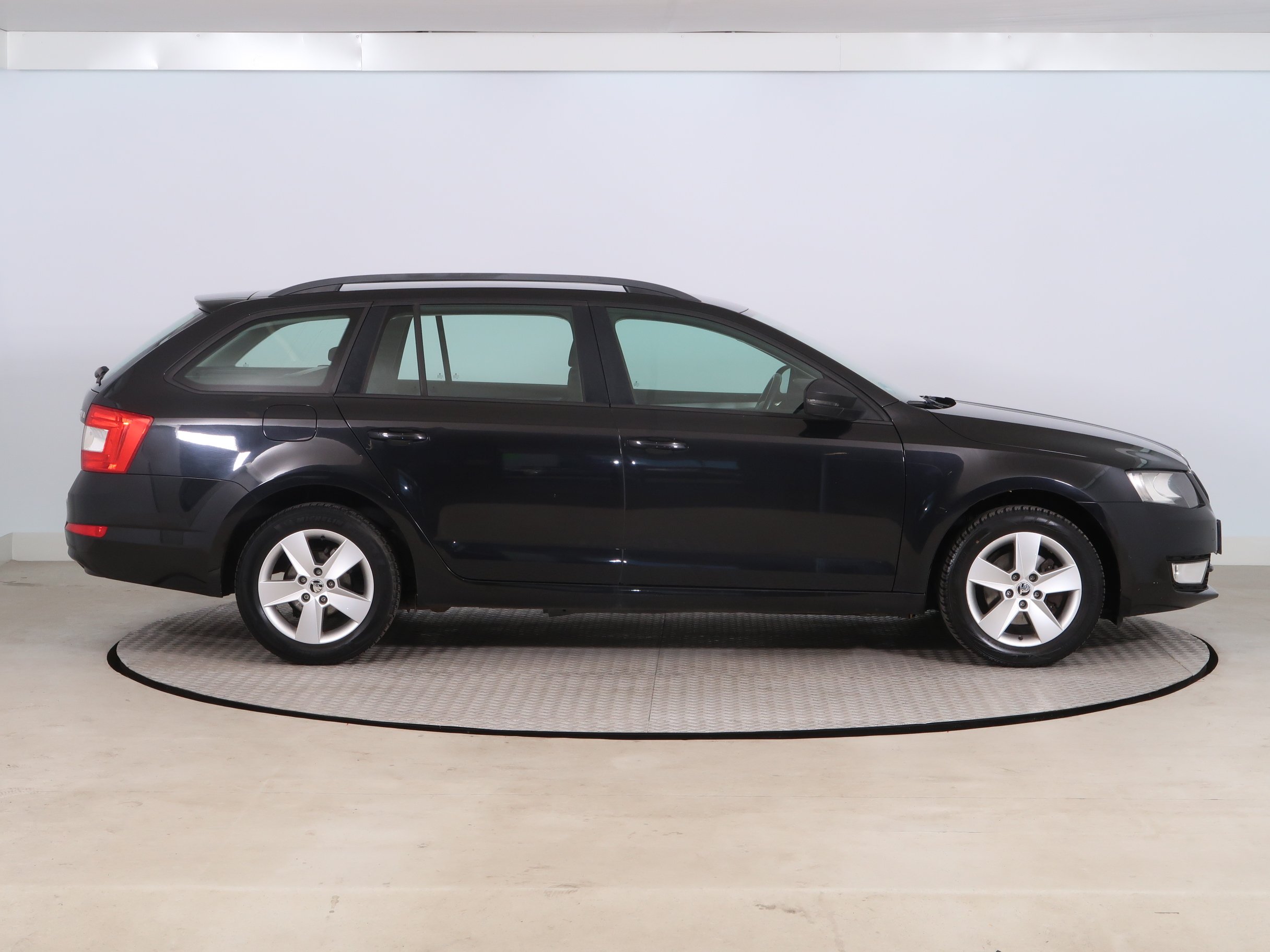 Škoda Octavia, 2013 - pohled č. 8