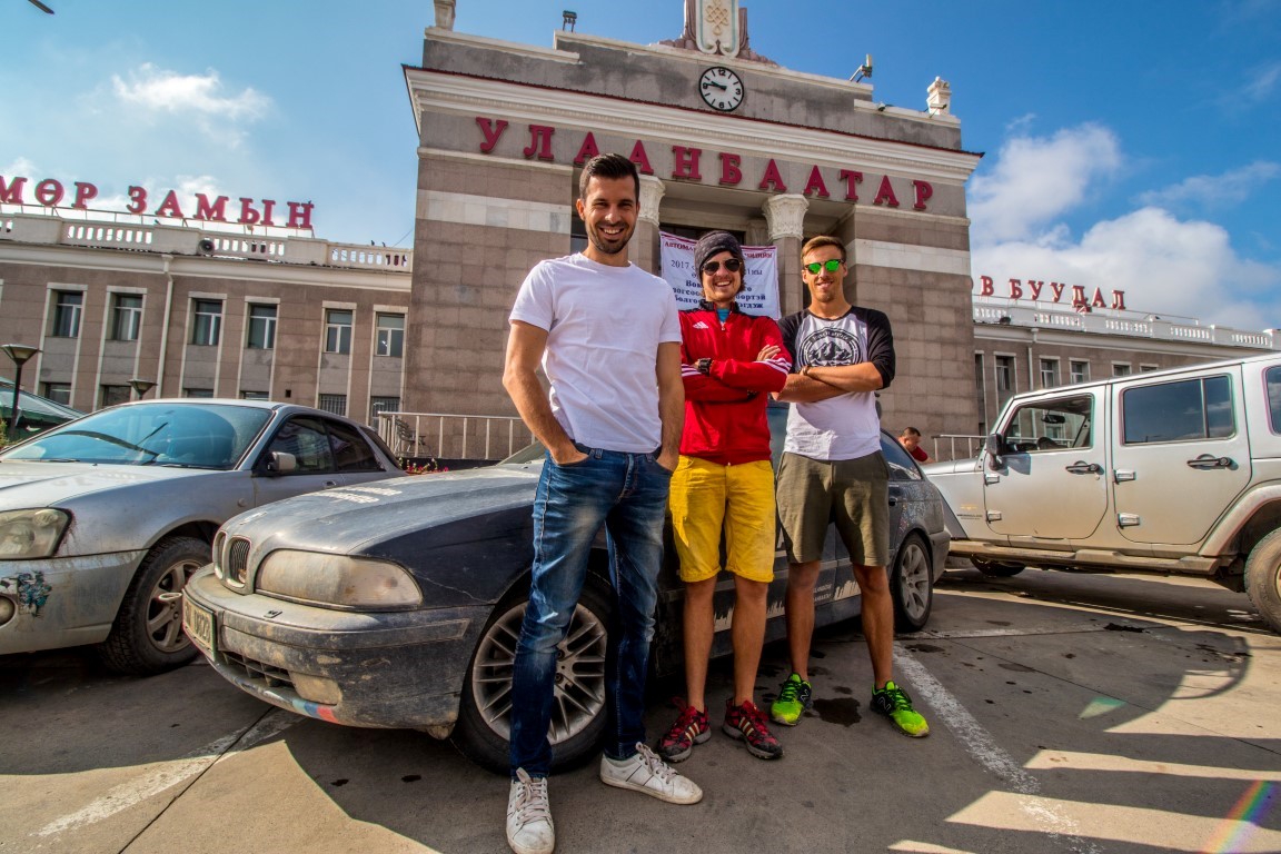 Cestovatelé v Ulánbátaru